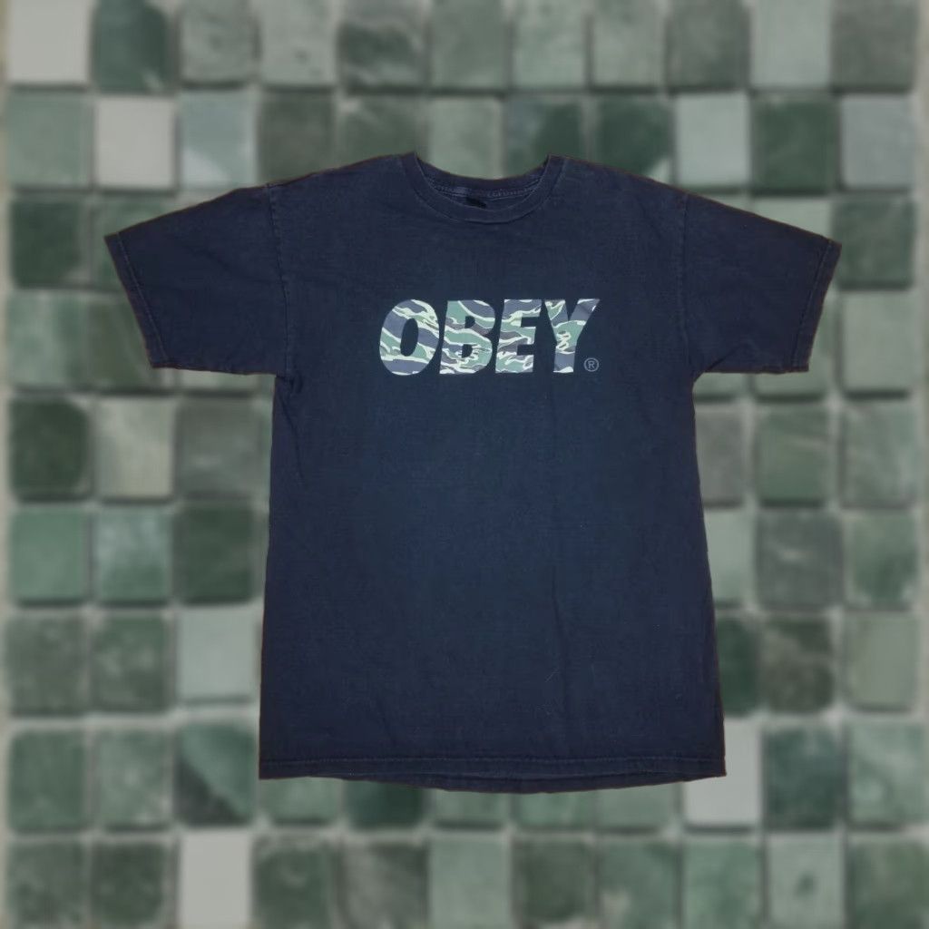 Obey VINTAGE OBEY CAMO LOGO PRINT T-SHIRT MENS Size US M / EU 48-50 / 2 - 1 Thumbnail