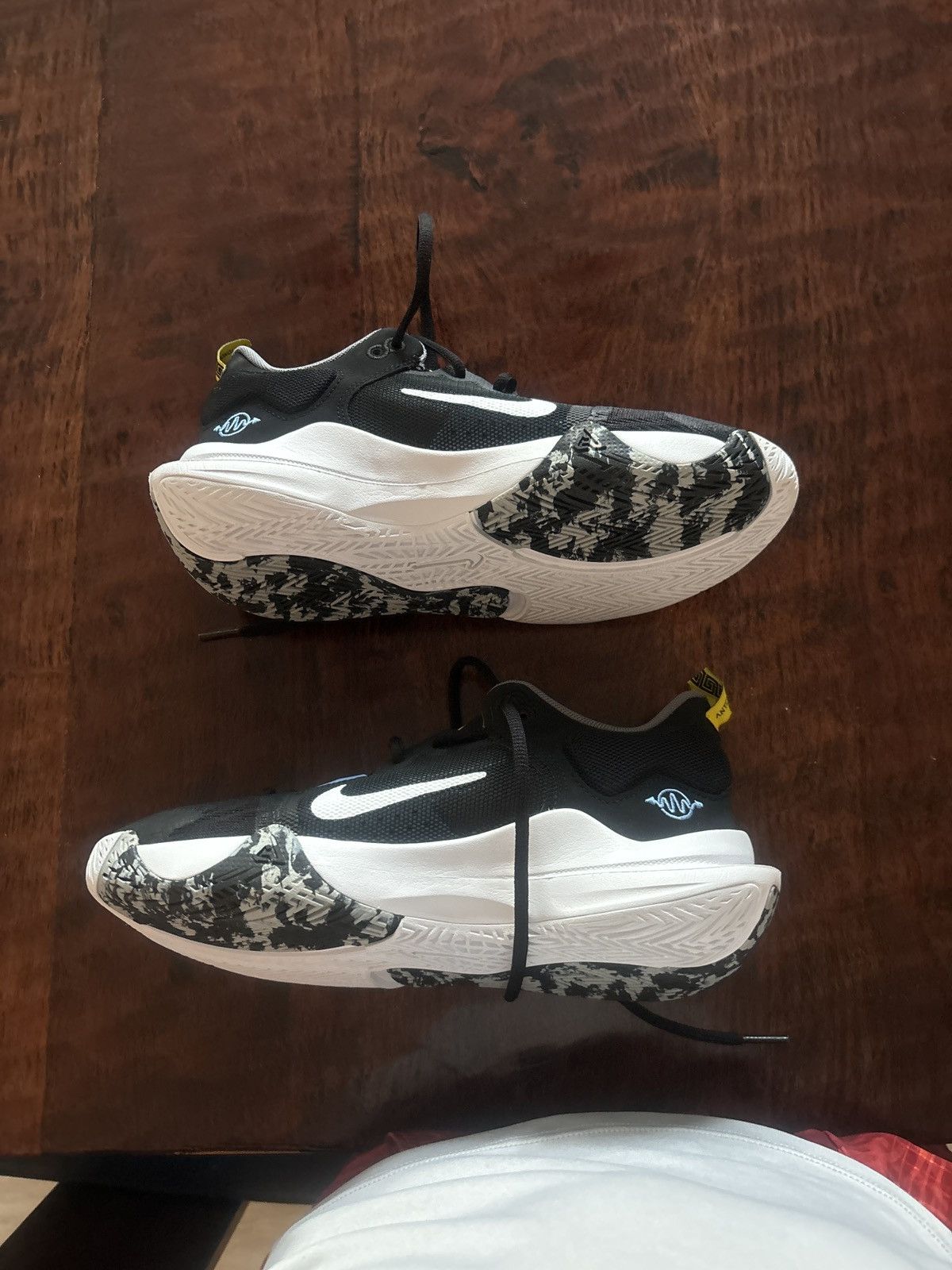 Nike Giannis Immortality 2 New No Box ‘Black White’ 6.5Y GS Size US 6.5 / EU 39-40 - 2 Thumbnail