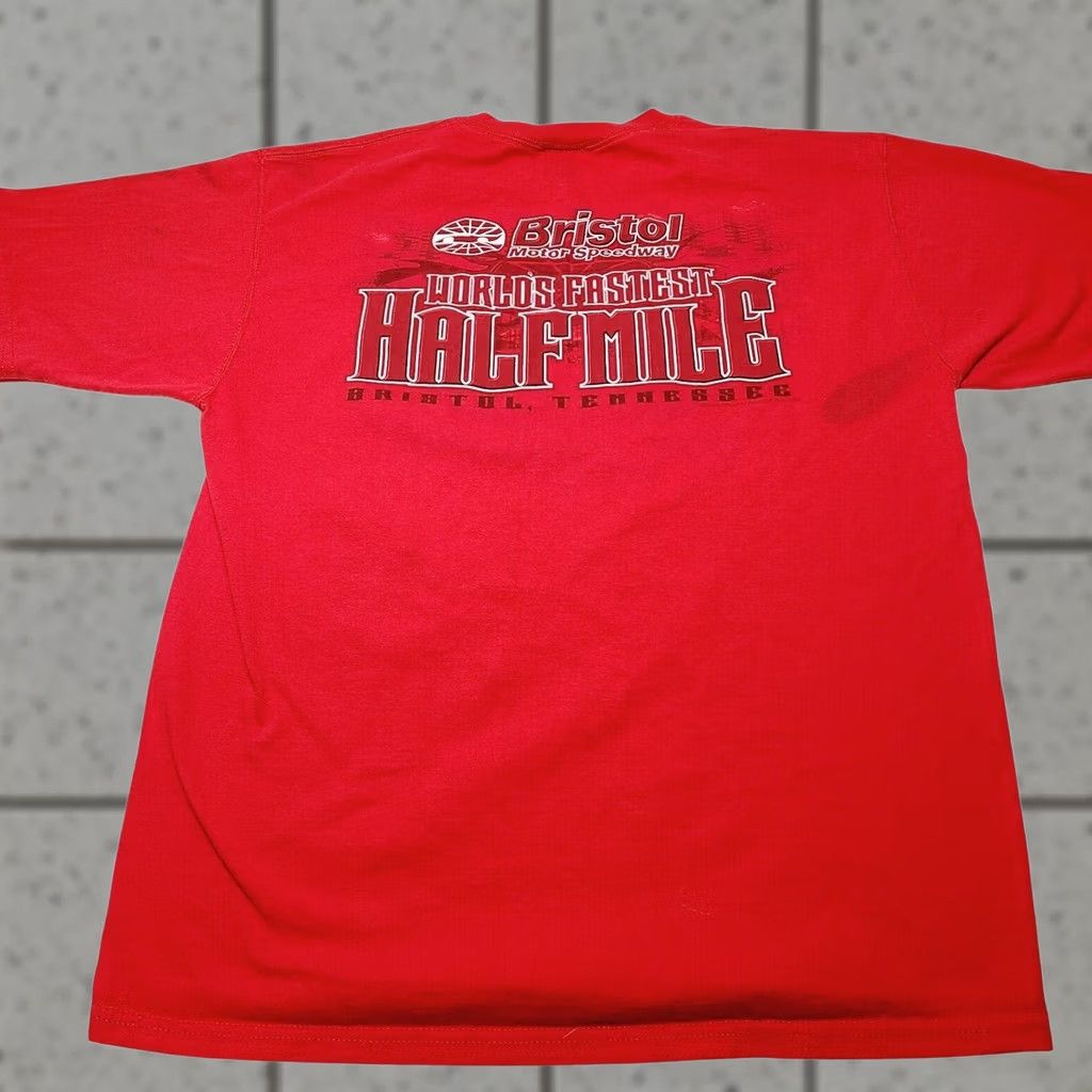 Fruit Of The Loom NASCAR T-Shirt Bristol Motor Speedway Red 2005 Graphic Print Men's Large - Fruit of the Loom Shirt Regular Short Sleeve Size US L / EU 52-54 / 3 - 1 Thumbnail