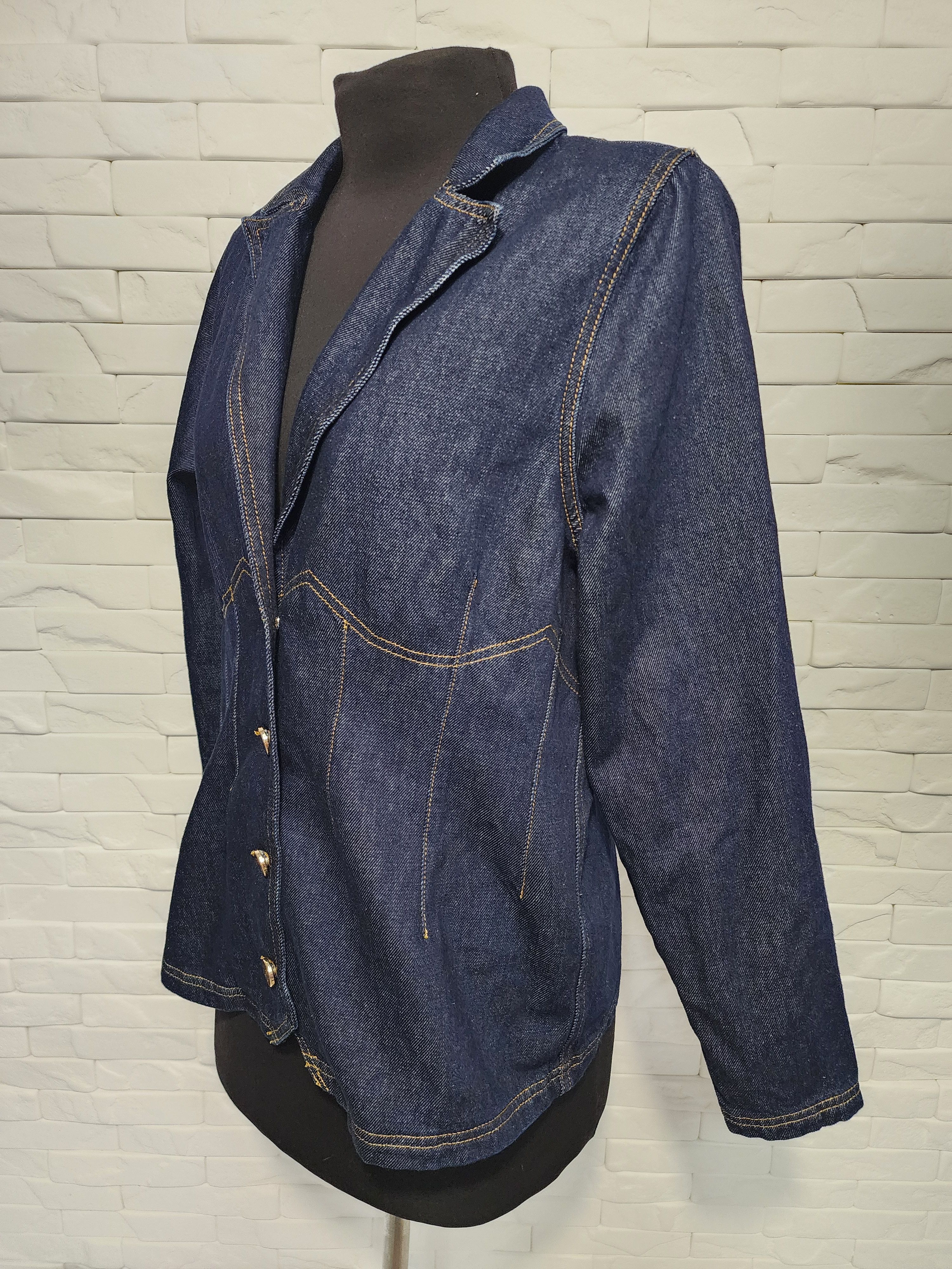 River Island Women's denim jacket with gold buttons. Size XL / US 12-14 / IT 48-50 - 3 Thumbnail