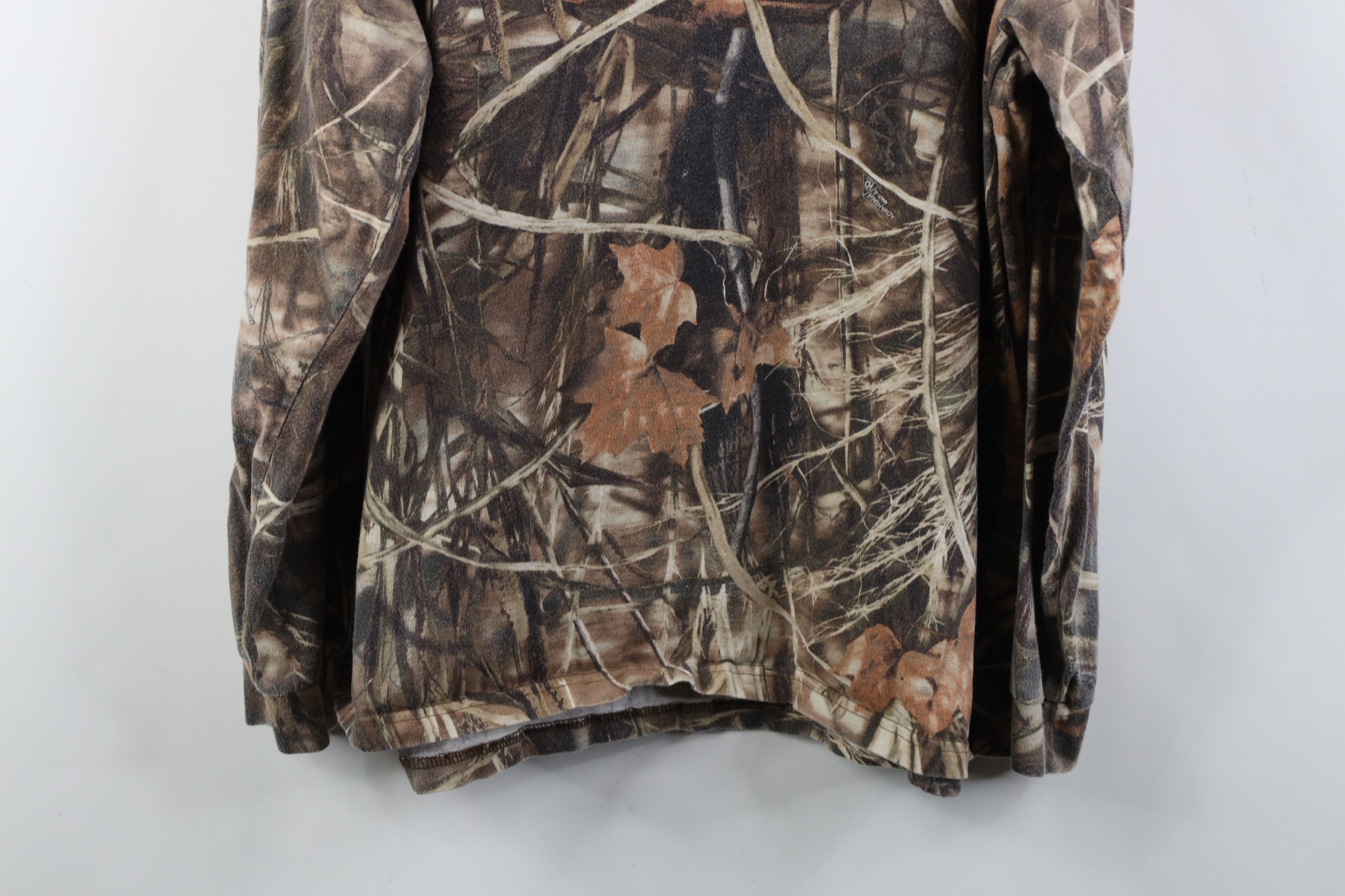 Vintage Vintage Y2K Streetwear Camouflage Long Sleeve Henley T-Shirt Size US XL / EU 56 / 4 - 12 Thumbnail