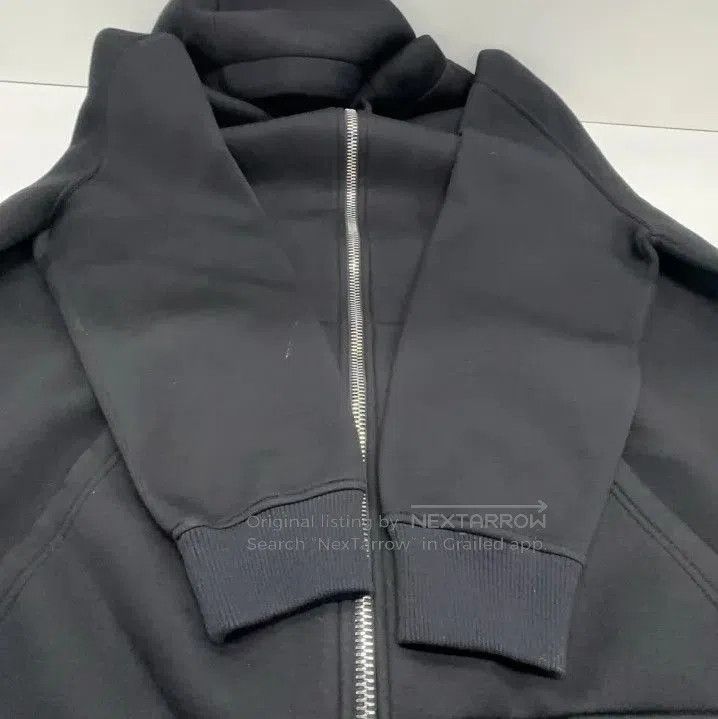Givenchy Givenchy Unisex Solid Zip Hooded Jacket. Size US S / EU 44-46 / 1 - 6 Thumbnail