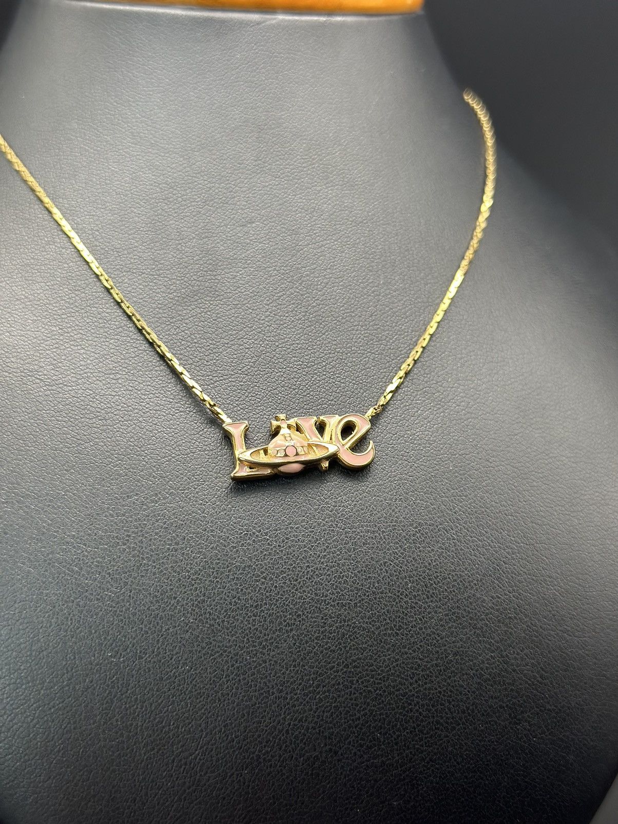 Vivienne westwood love necklace sales