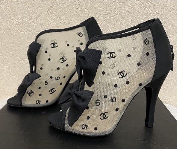 Chanel Chanel Vintage Sandals Size US 6 / IT 36 - 2 Thumbnail