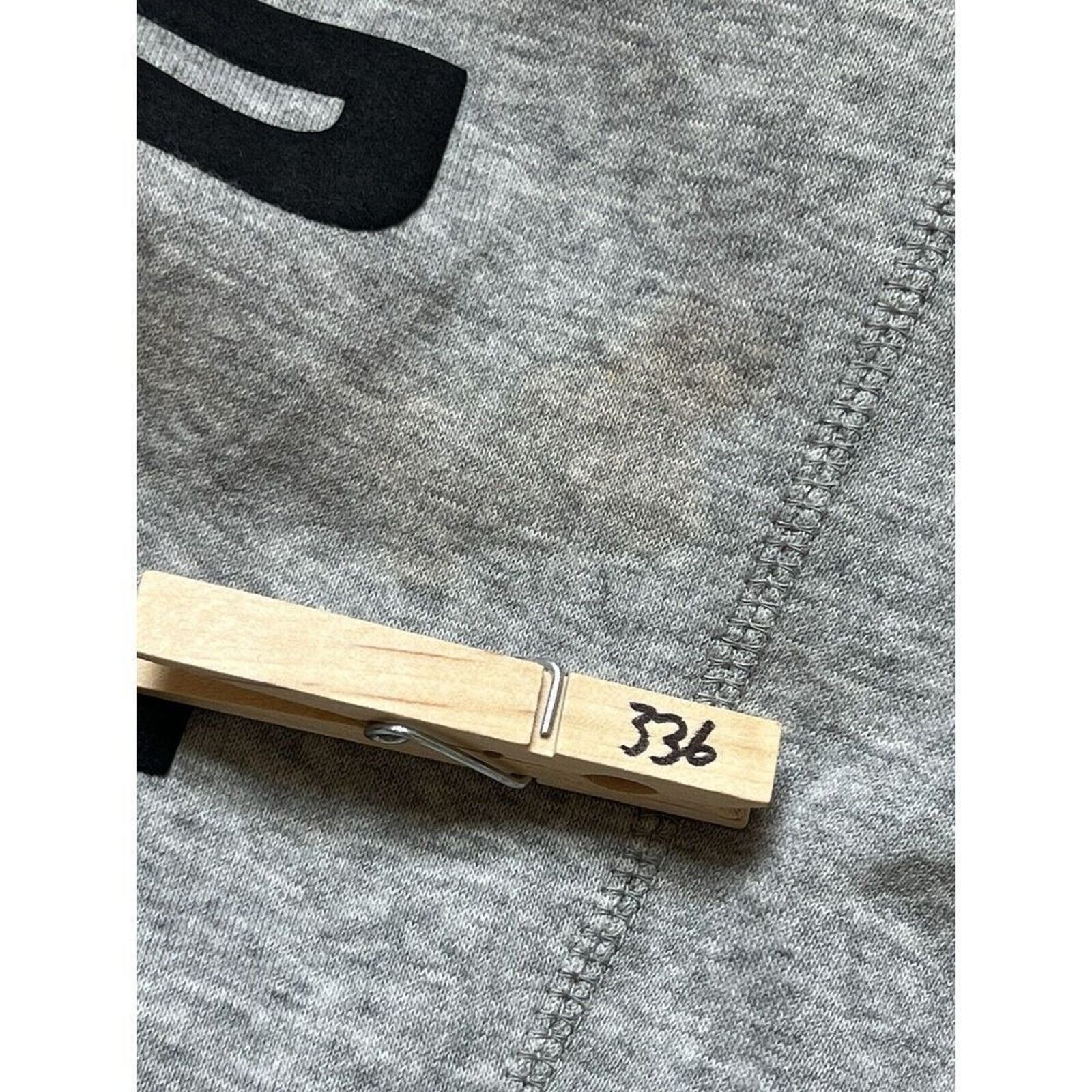Jordan Brand Jordan Jump man Gray Crewneck Sweatshirt Mens Size S Size US S / EU 44-46 / 1 - 4 Thumbnail