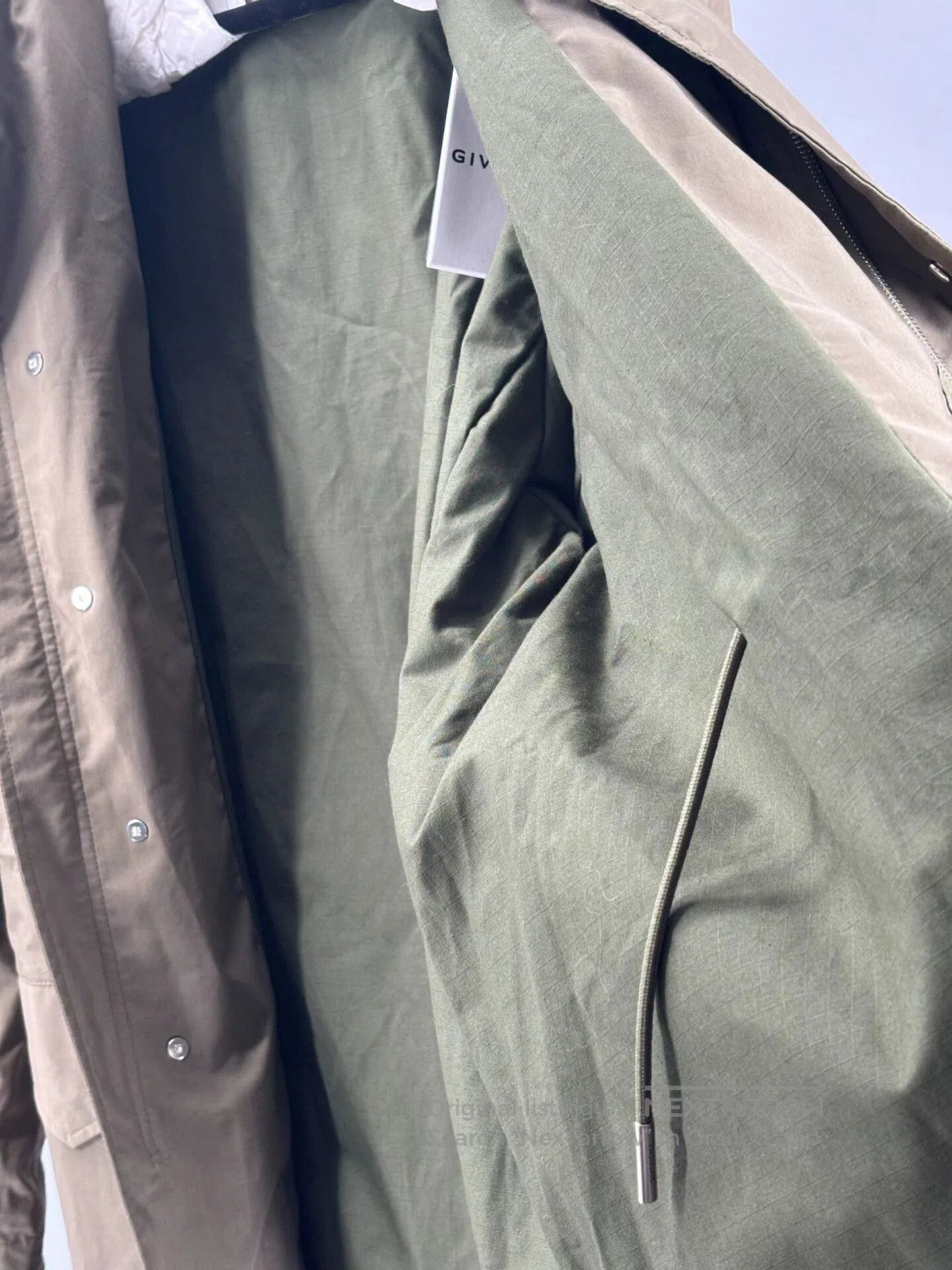 Givenchy Givenchy M65 Military Jacket in Olive Green. Size US L / EU 52-54 / 3 - 6 Thumbnail