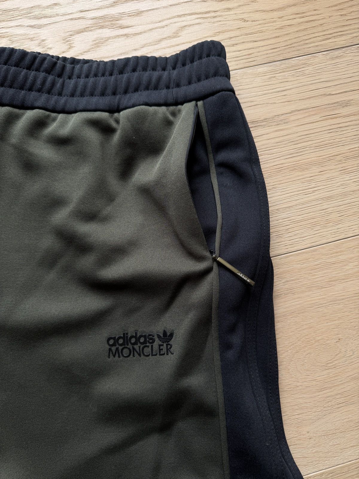 Adidas × Moncler Moncler X Adidas Sweatpants Size US 30 / EU 46 - 5 Thumbnail
