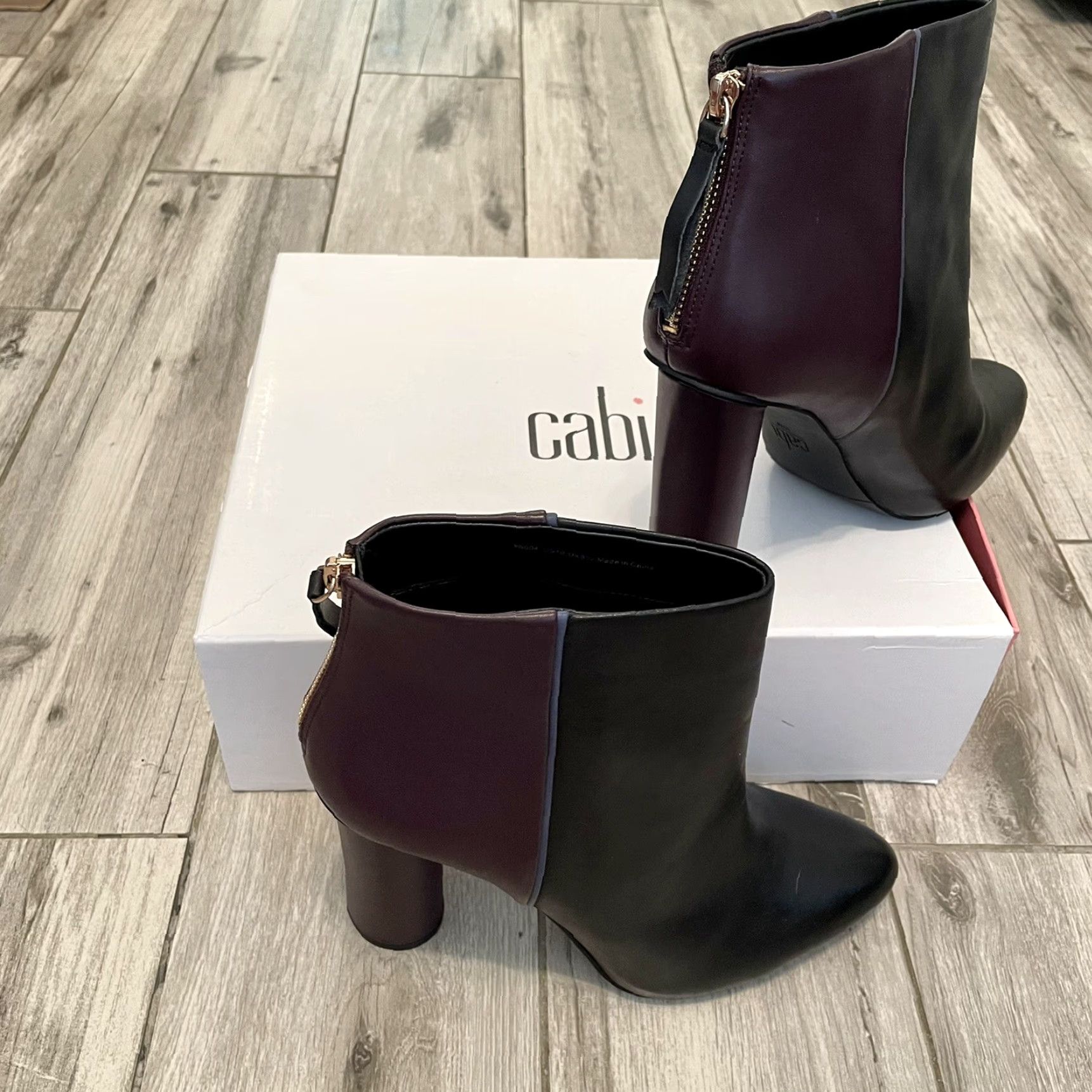 Vintage CABI NEW Black Burgundy Leather Boots Ankle High Heel 10 M Back Zip Leather Boot Women Size US 10 / IT 40 - 4 Thumbnail