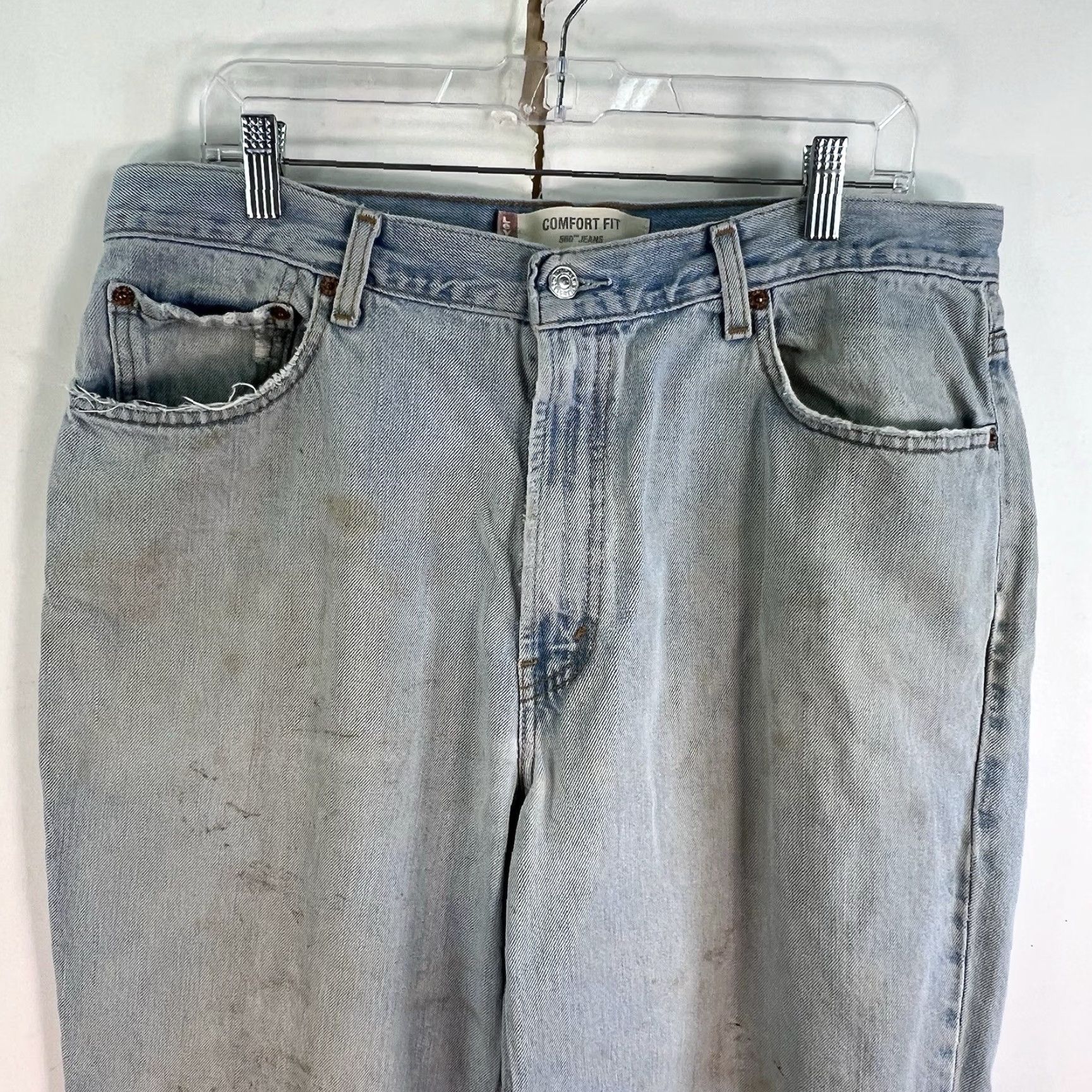 Levi's VINTAGE Levi's Jeans Men Relaxed Fit Tapered Denim 560 90s Blue Size 36 Size US 36 / EU 52 - 2 Thumbnail