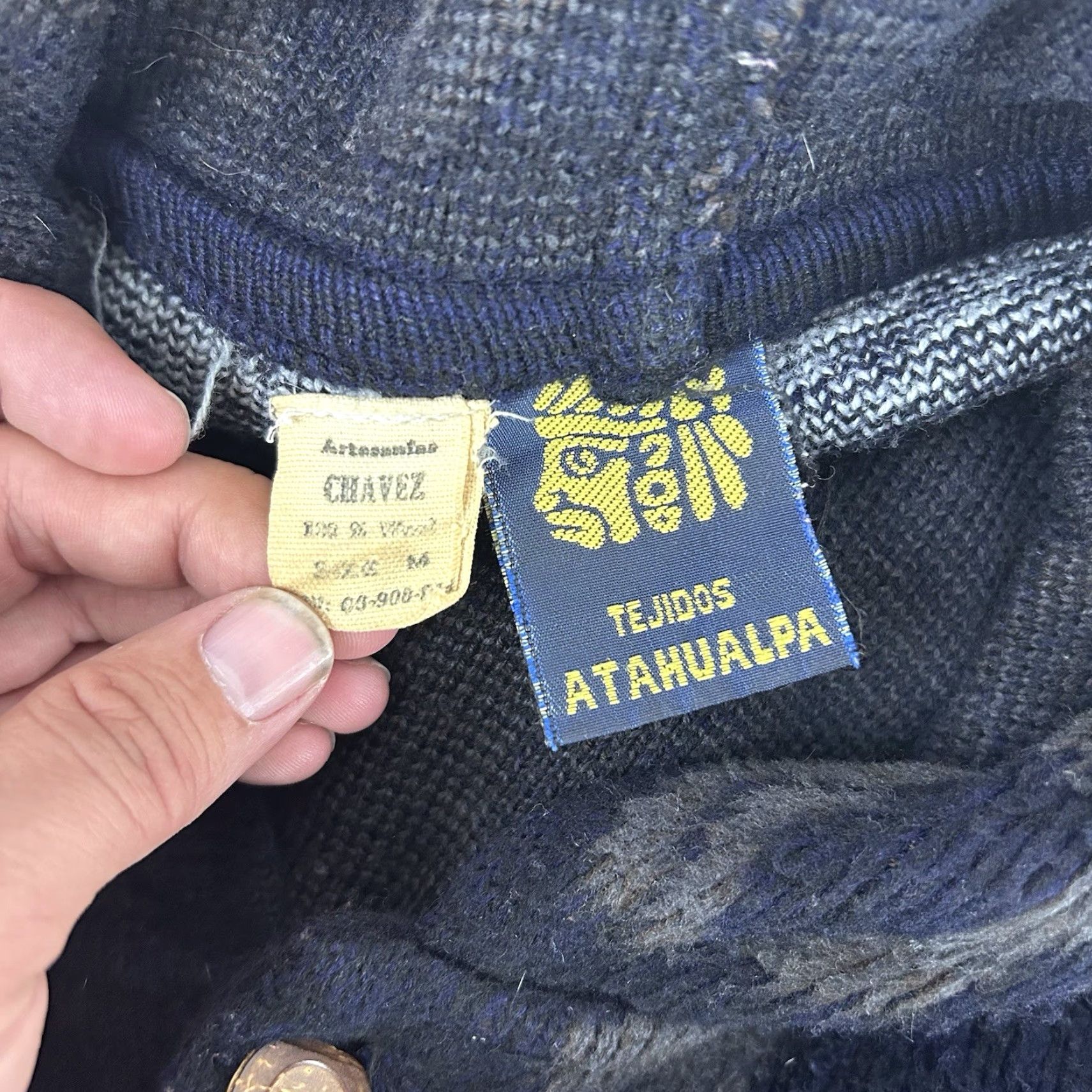Vintage VINTAGE Tejidos Atahualpa Wool Aztec Sweater Mens Medium Blue Pockets Hooded Zipper Adjustable Buttons Knit Regular Fall Winter Sports Size US L / EU 52-54 / 3 - 2 Thumbnail