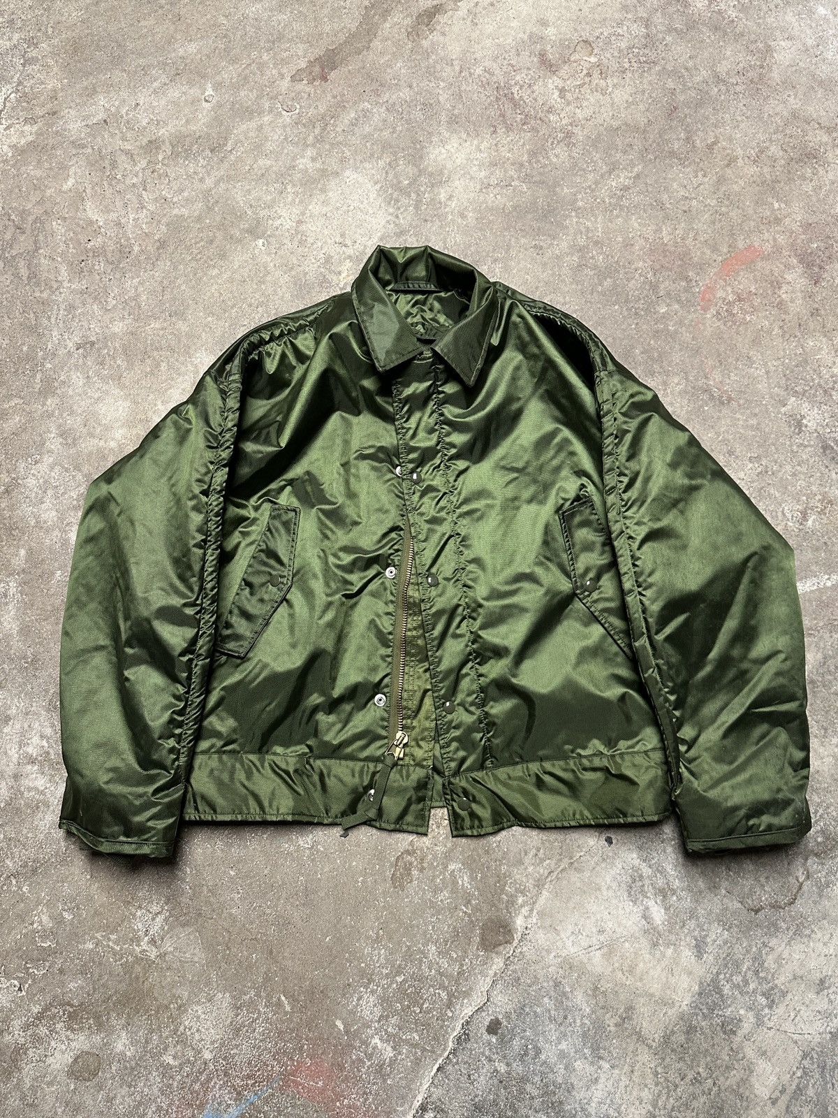 Vintage Olive USN Navy A1 Insulated Extreme Cold Weather deck jacket Size US XL / EU 56 / 4 - 1 Thumbnail