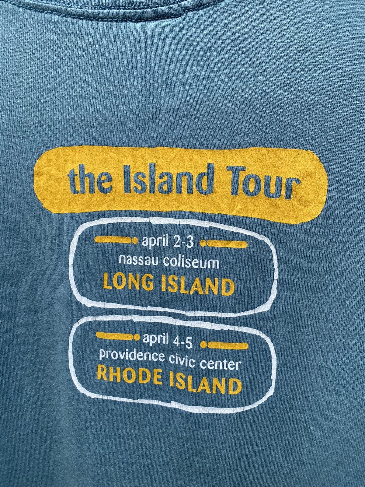 Band Tees × Designer × Vintage Vintage 2005 PHISH The Island Tour Artwork by Dan Sharp Size US S / EU 44-46 / 1 - 13 Thumbnail