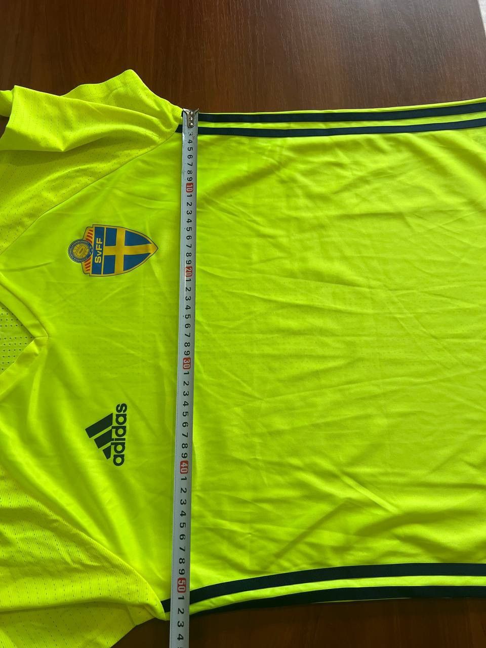 Adidas 2016 SWEDEN NATIONAL TEAM SOCCER JERSEY FOOTBALL SHIRT SZ L Size US L / EU 52-54 / 3 - 13 Thumbnail