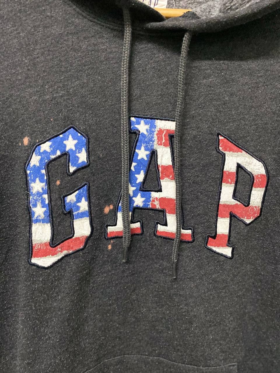 Gap gap hoody embroided american flag logo nice design Size US XS / EU 42 / 0 - 3 Thumbnail