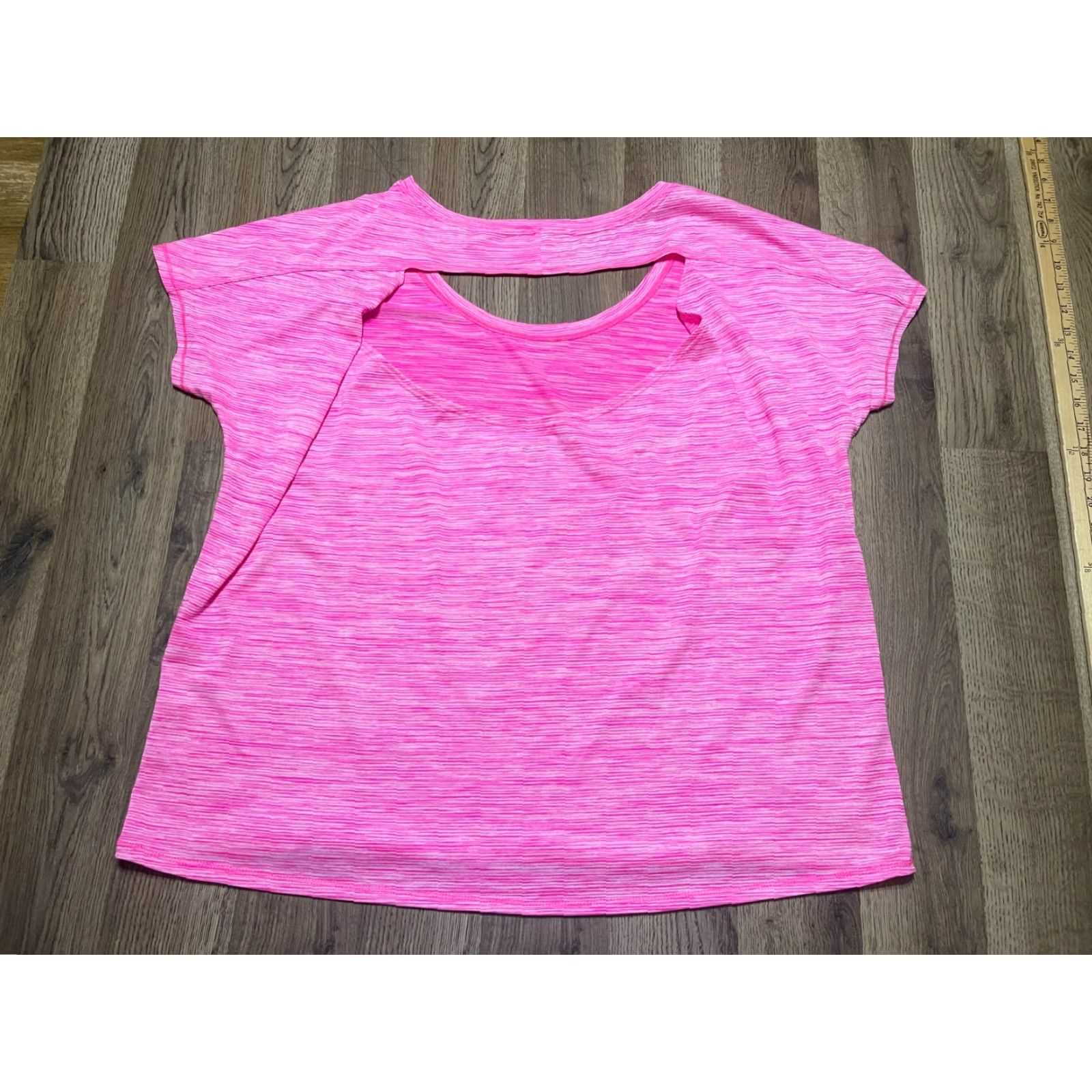 Vintage Xersion Shirt Women's XXL Pink Short Sleeve Back Cut Out Size XXL / US 16-18 / IT 52-54 - 2 Thumbnail