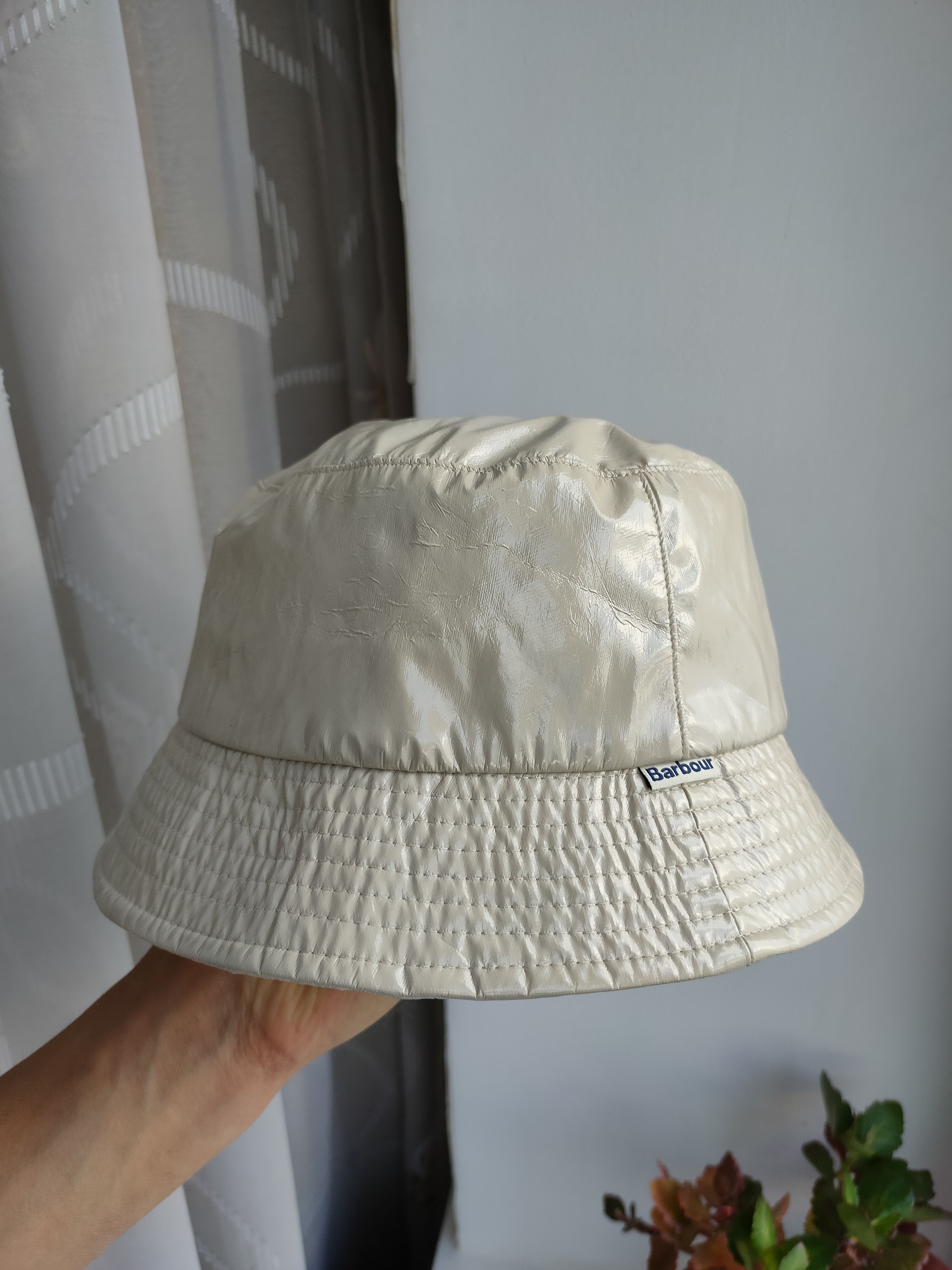 Barbour Barbour Women's Patent Bucket Hat Glossy Tartan Lined Cap S Size ONE SIZE - 7 Thumbnail