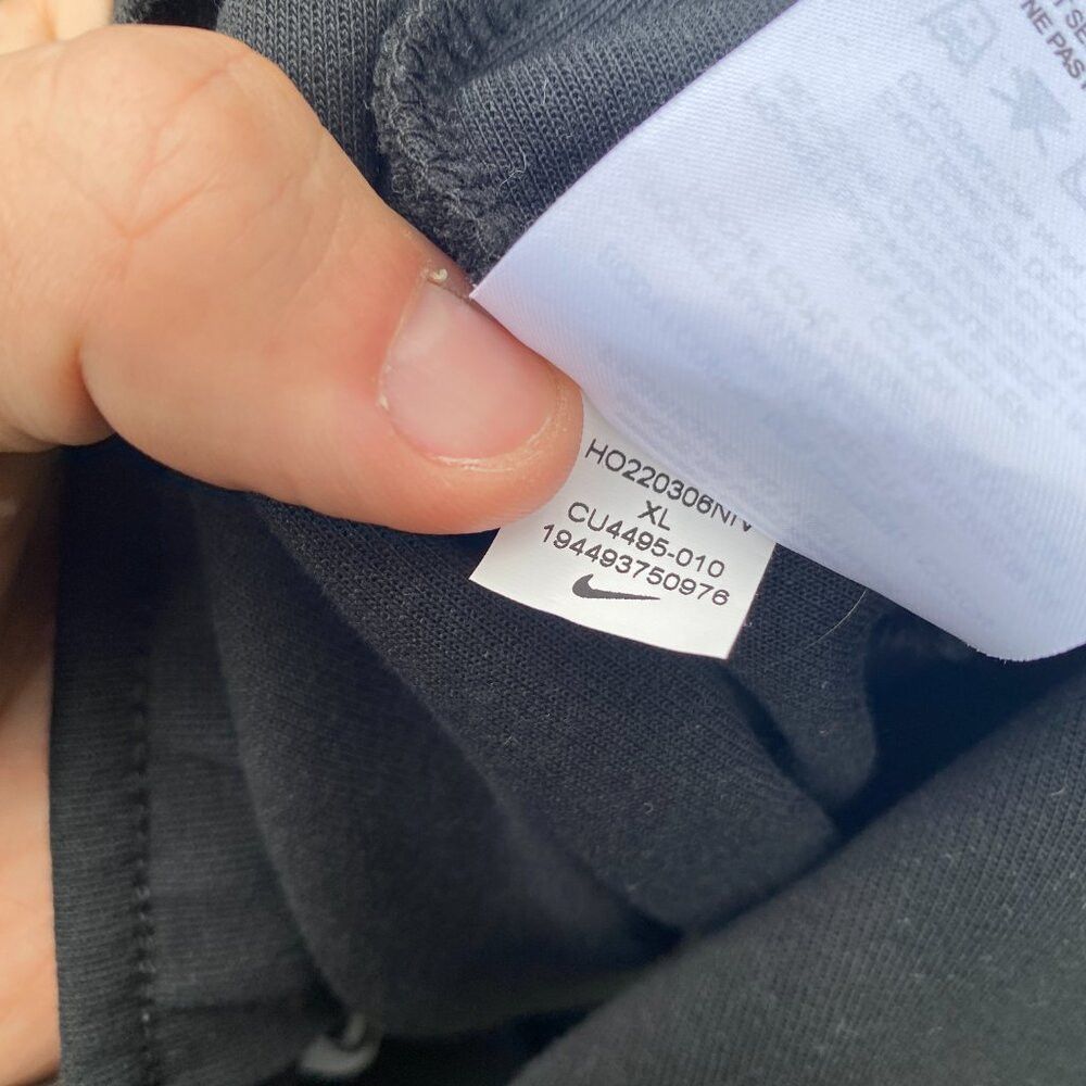 Nike Nike Tech Fleece Sweatpants Joggers XL Black Size US 36 / EU 52 - 2 Thumbnail