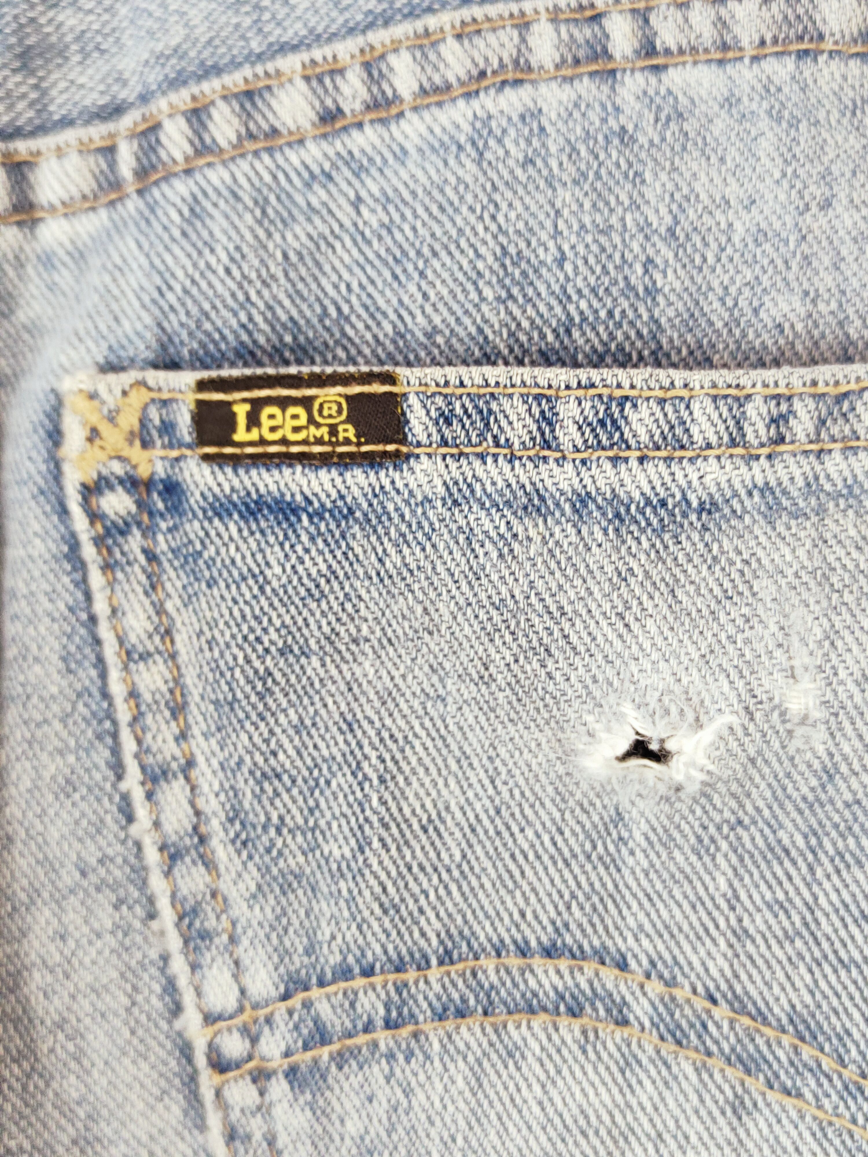 Japanese Brand Lee vintage blue Distressed Ripped Jeans #W652 Size US 32 / EU 48 - 10 Thumbnail