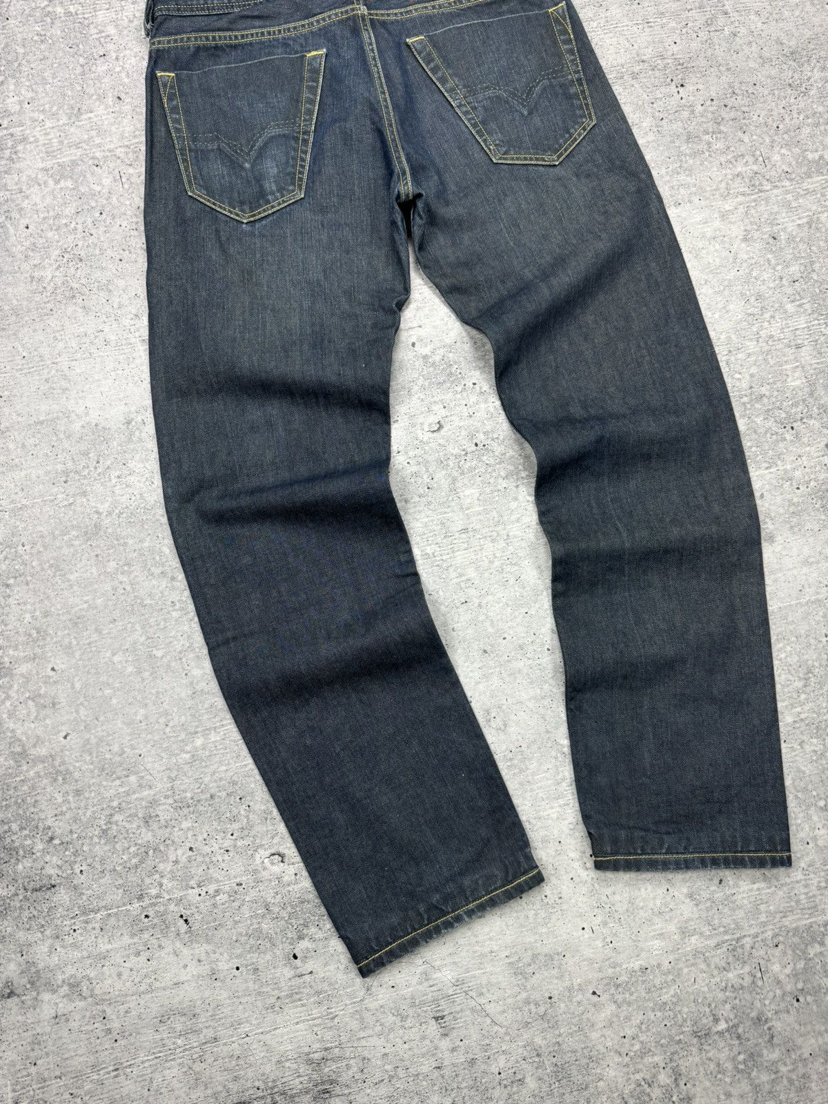 Diesel Vintage Diesel 90’s Y2K Style Classic Dark Blue Jeans Pants Size US 31 - 16 Thumbnail