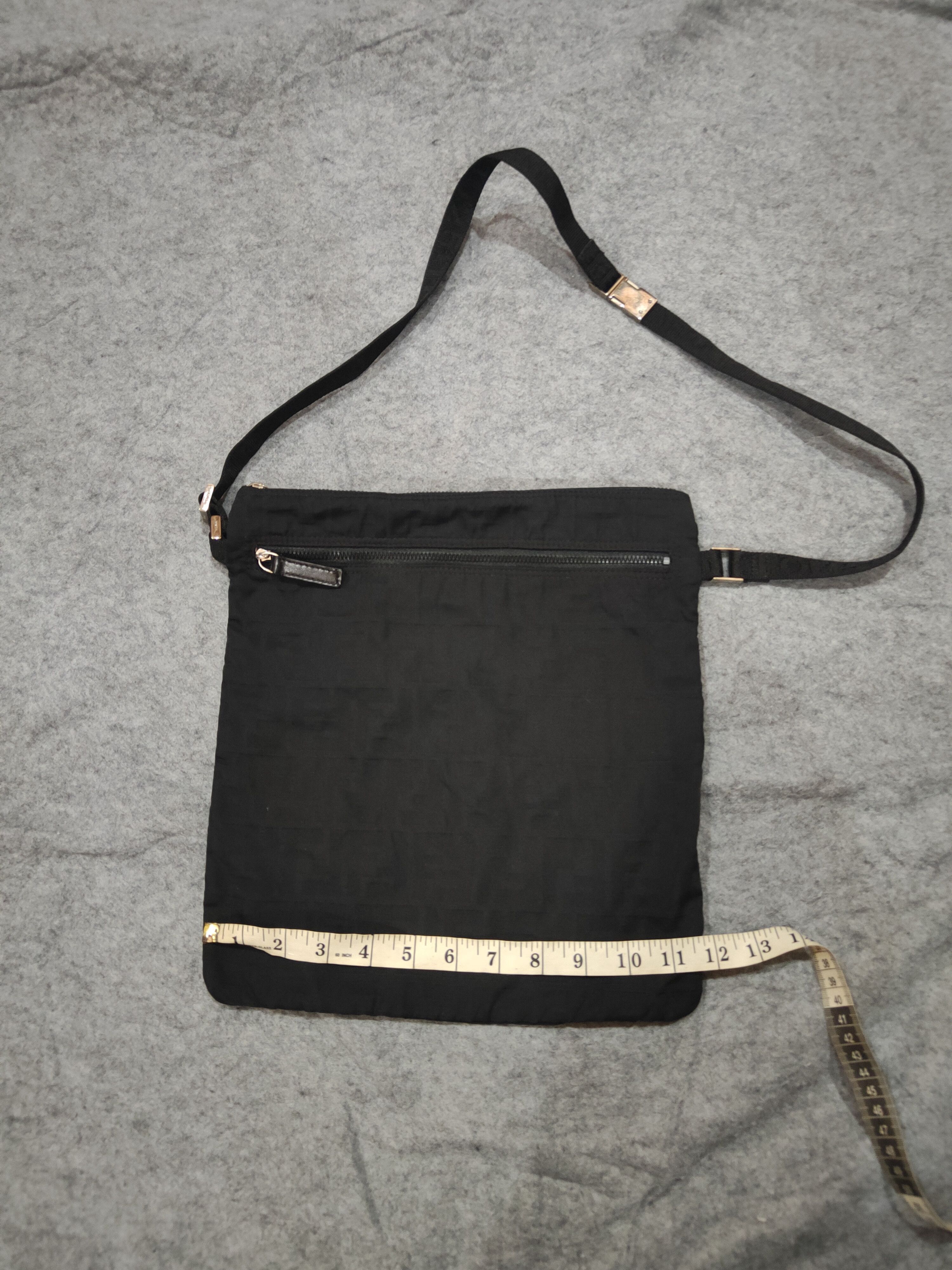Fendi Fendi Monogram Black Sling Bag Size ONE SIZE - 4 Thumbnail