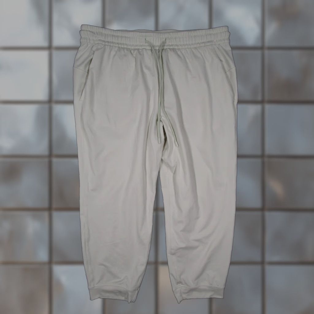 Lululemon Lululemon Pants Women 10 White High Rise Crop Jogger - Polyester Blend, Regular, 31 in Waist, 23 in Inseam, Drawstring, Pockets, Classic Fit, 👀 Size 32" / US 10 / IT 46 - 1 Thumbnail