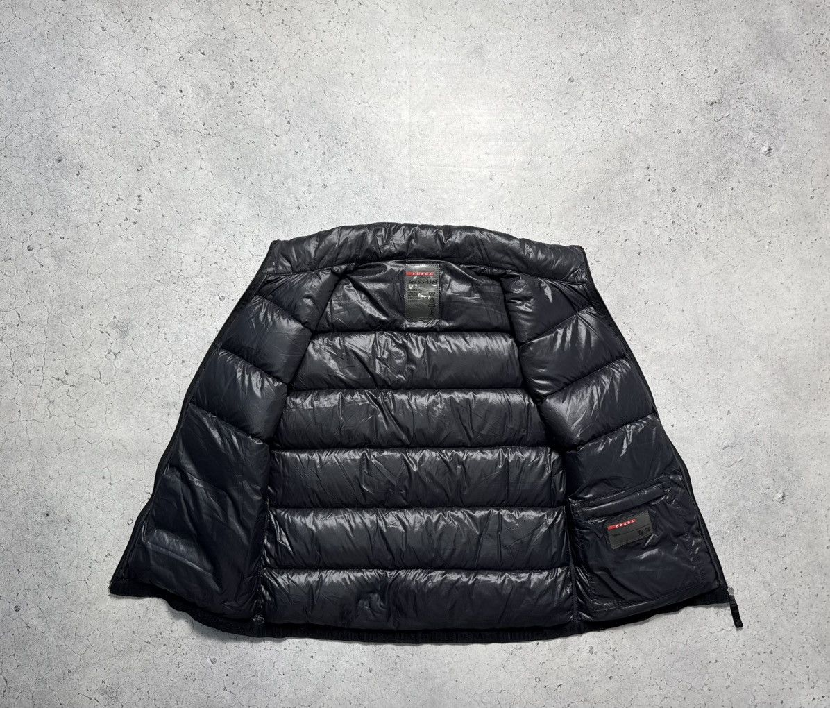 Prada Prada Down Puffer Vest Jacket Black Size US M / EU 48-50 / 2 - 10 Thumbnail