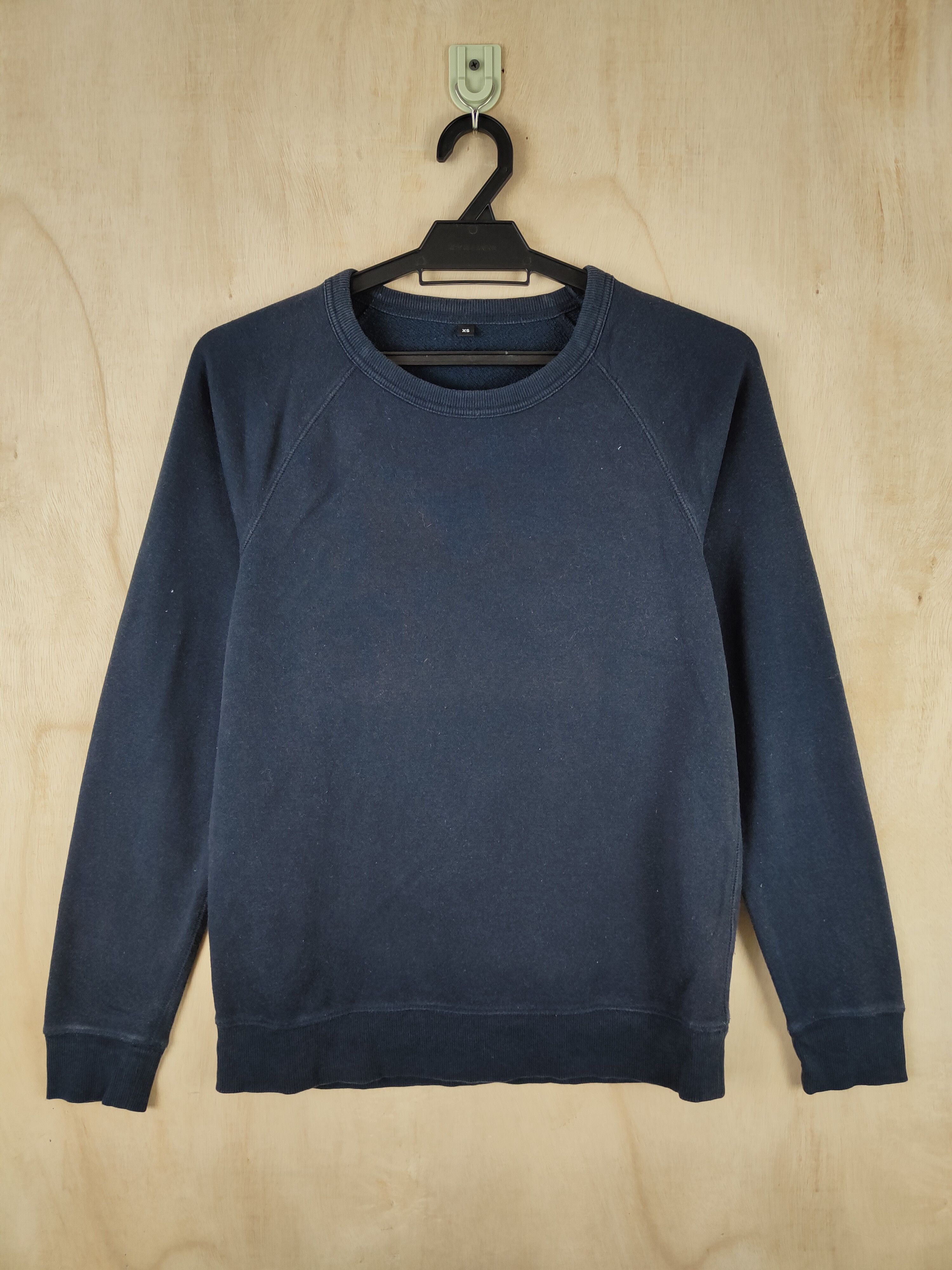 Image of Vintage Blue Black Plain Sweatshirts S2639, Women's (Size XS)