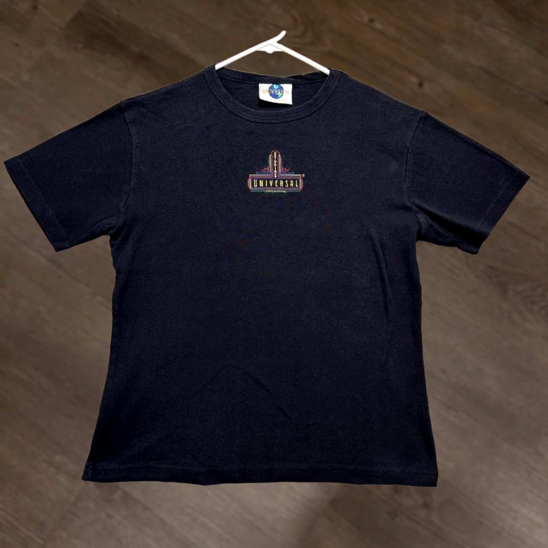 Vintage VINTAGE Universal Studios T-Shirt Womens Medium Black Embroidered Tee USA Made Size M / US 6-8 / IT 42-44 - 1 Thumbnail