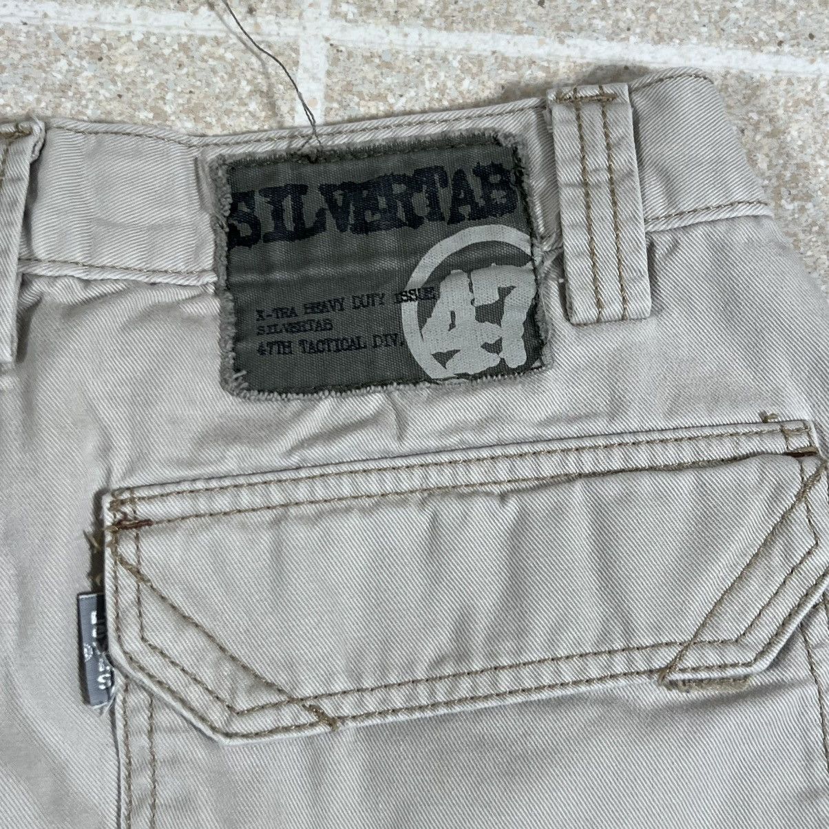 Levi's Levis Silvertab Shorts Mens 29 Cargo Y2K Baggy Skater Size US 29 - 6 Thumbnail