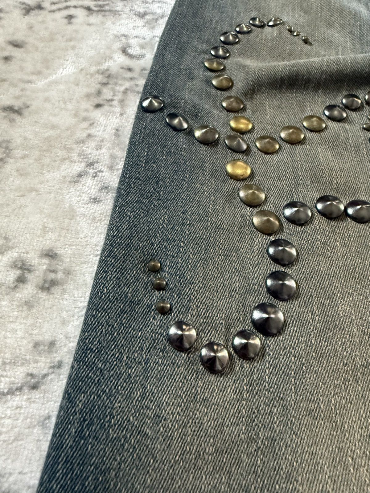 Tornado Mart Tornado Mart Artisanal Studded Tribal Mud Wash Flare Jeans Size US 29 - 10 Thumbnail