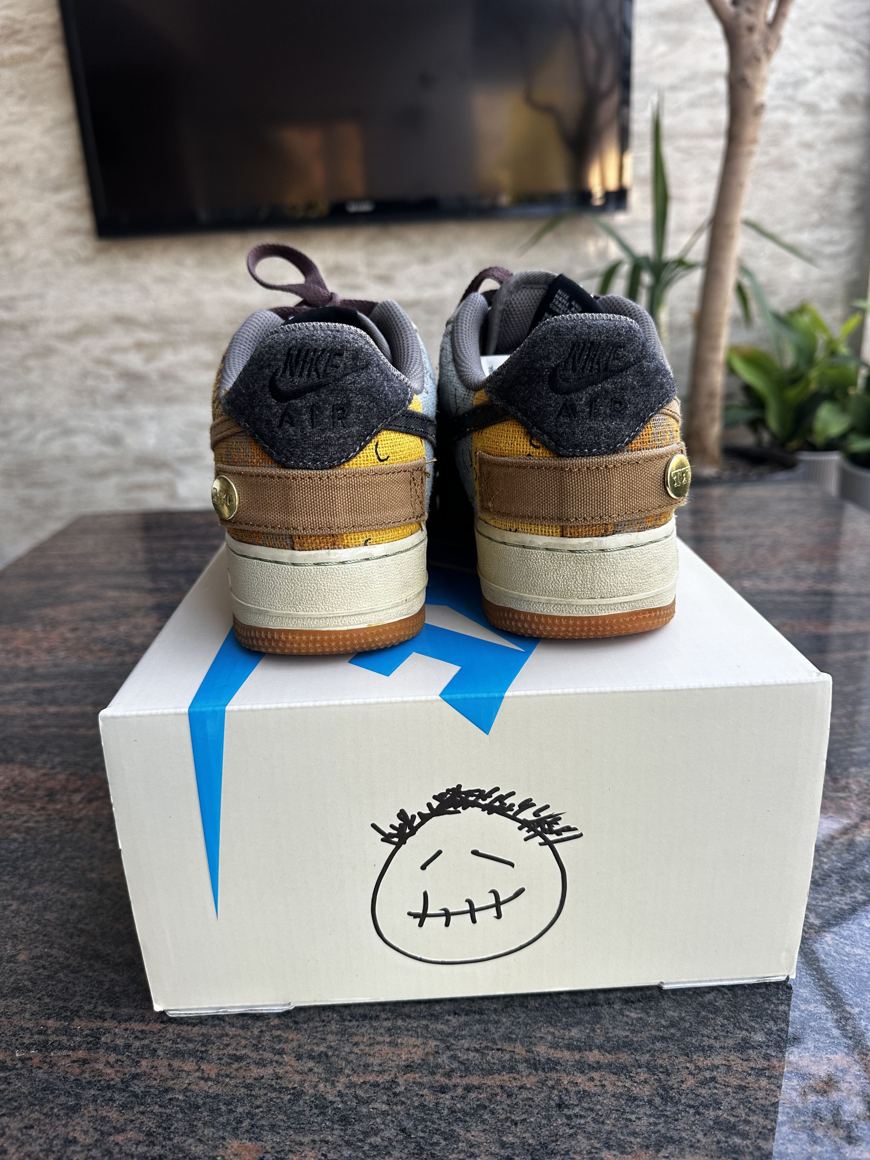 Nike Nike Air Force 1 Low Travis Scott Cactus Jack Size US 8 / EU 41 - 5 Thumbnail