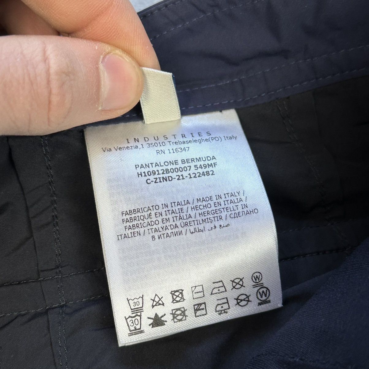Moncler Moncler Cargo Shorts Navy Blue Men’s Size 50 Size US 32 / EU 48 - 8 Thumbnail