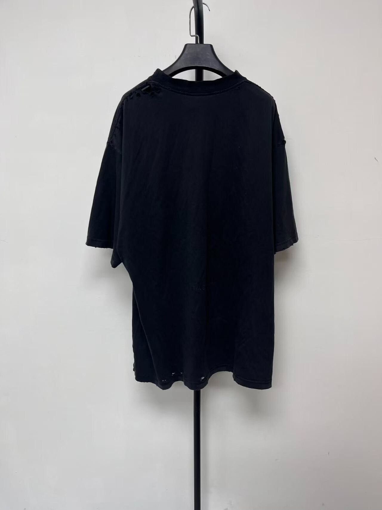 Balenciaga Balenciaga Graphic Print Short Sleeve T-Shirt Size US L / EU 52-54 / 3 - 2 Thumbnail