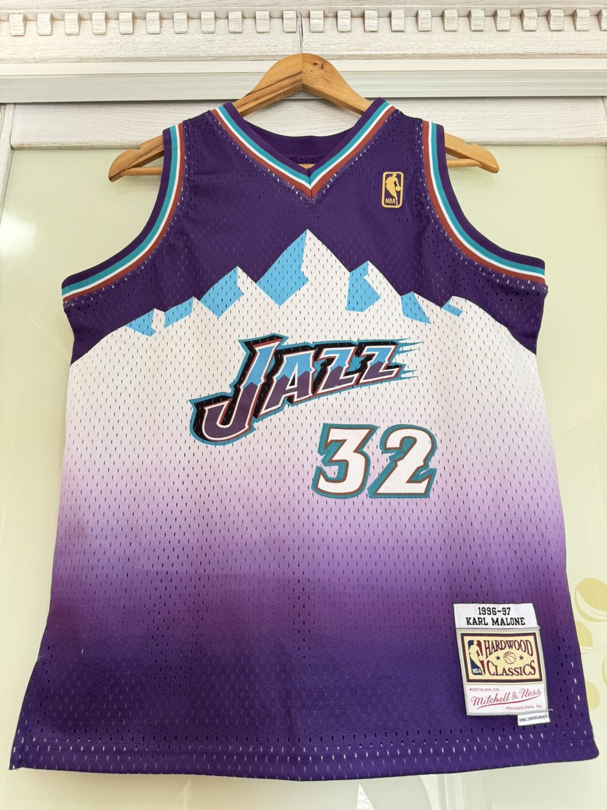 Mitchell & Ness × NBA Karl Malone #32 Utah Jazz Mitchell & Ness NBA Jersey Shirt Size US S / EU 44-46 / 1 - 5 Thumbnail