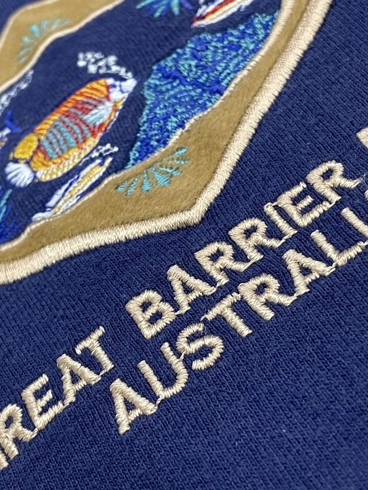 Vintage Vintage Cairns Great Barrier Reef Australia Size US M / EU 48-50 / 2 - 7 Thumbnail