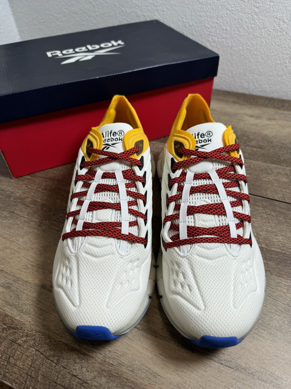 Reebok REEBOK Zig Kinetica FZ4642 - Alife® men's Size 10.5 New Size US 10.5 / EU 43-44 - 3 Thumbnail