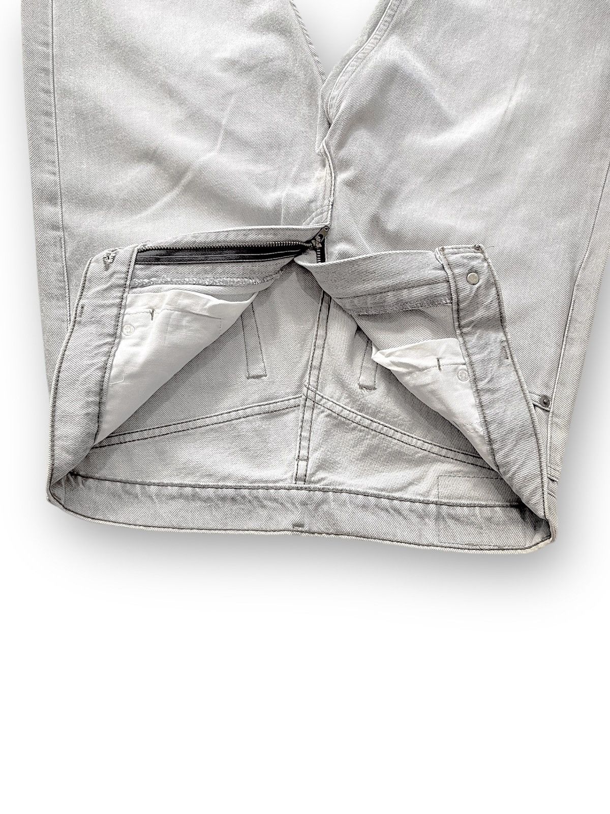 Japanese Brand 92’ Levi’s 509 Made In Japan Distressed Denim Pants Size US 32 / EU 48 - 3 Thumbnail