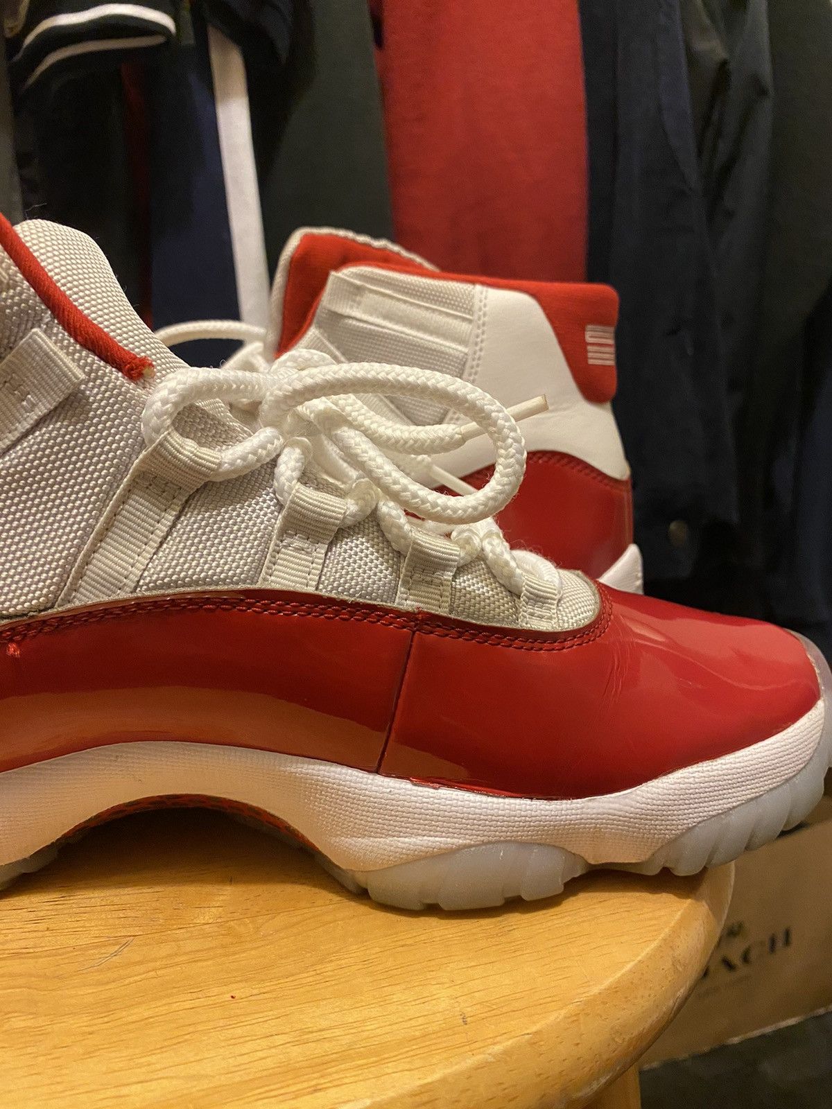 Jordan Brand × Nike Jordan retro 11 cherry Size US 10 / EU 43 - 25 Thumbnail