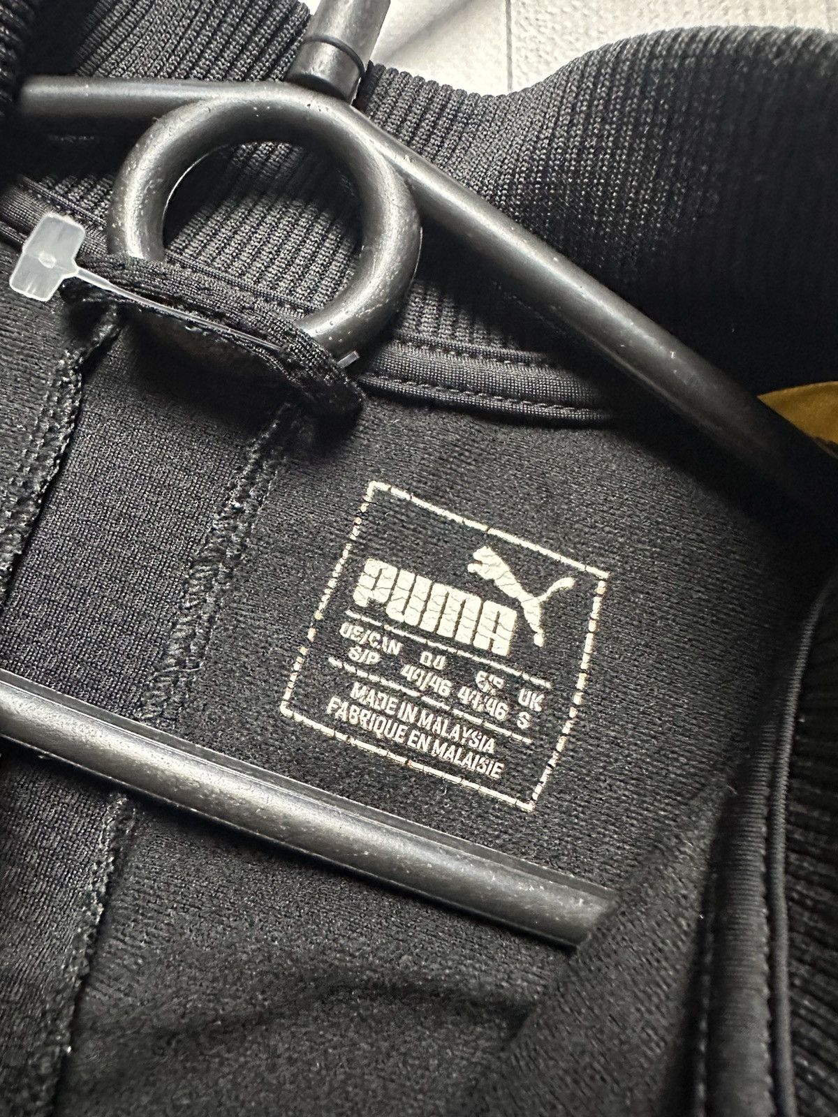 Puma × Vintage Vintage puma soccer jacket Borussia Dortmund size S Size US S / EU 44-46 / 1 - 4 Thumbnail