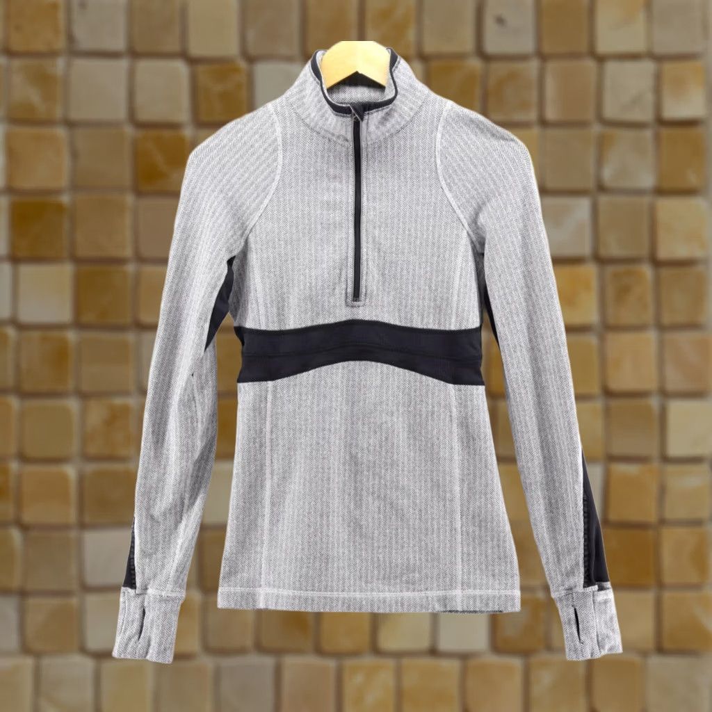 Lululemon Lululemon Women's Full Tilt Half Zip Pullover Herringbone Grey Sz 6 Size M / US 6-8 / IT 42-44 - 1 Thumbnail