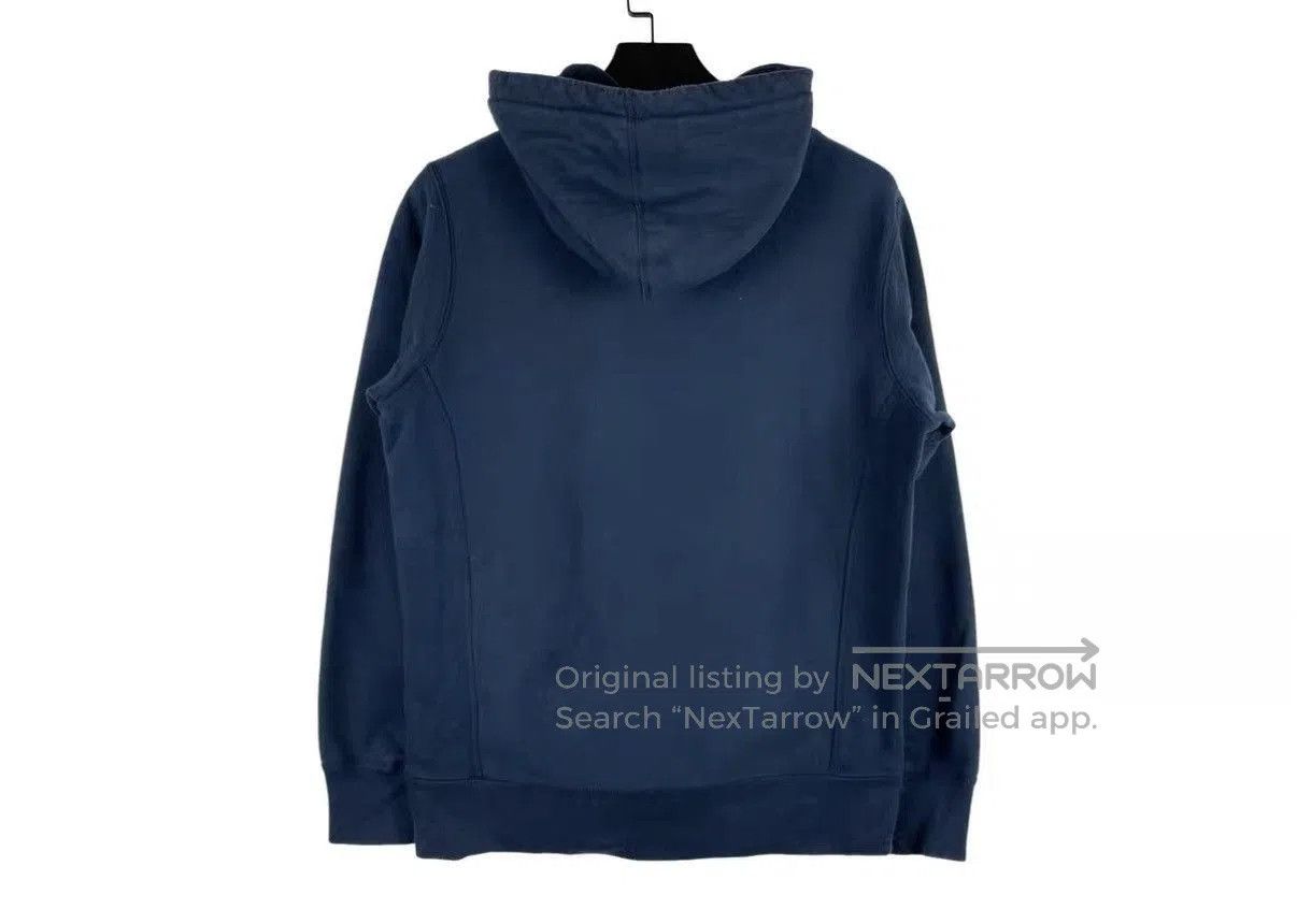 Supreme Blue Hoodie with Front Pocket and Hood. Size US M / EU 48-50 / 2 - 2 Thumbnail