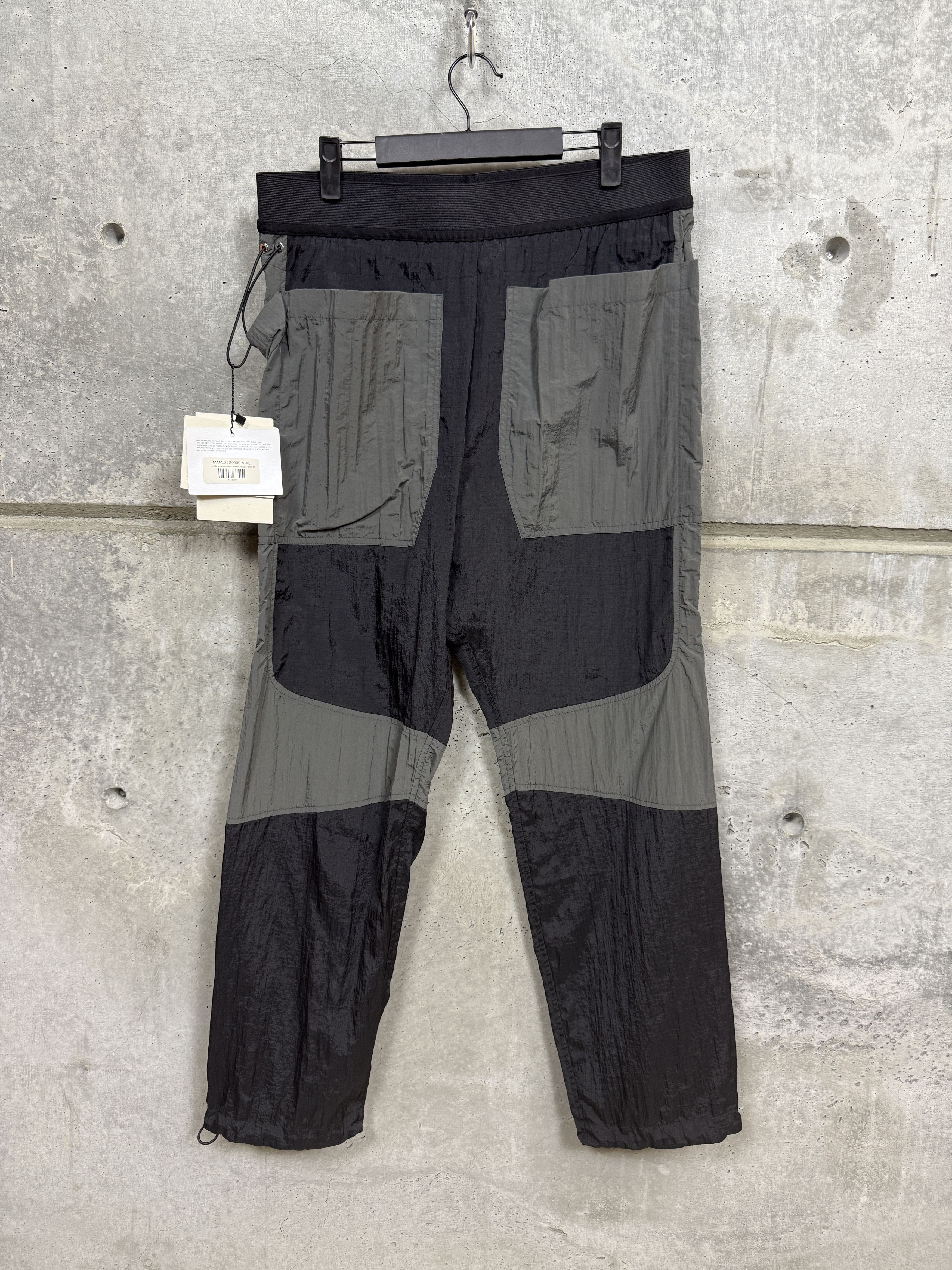 Arnar Mar Jonsson $595 Arnar Mar Jonsson Oroi Panelled Trouser Size US 36 / EU 52 - 9 Thumbnail