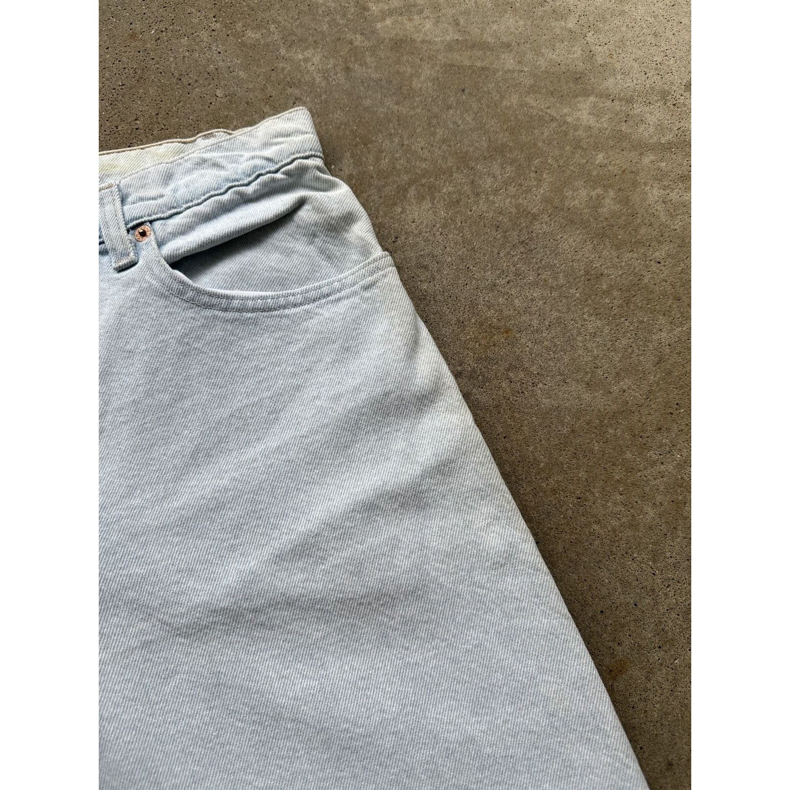 Levi's VINTAGE 90s LEVI'S 550 LIGHT WASH FADED DENIM JEANS 29 Size US 29 - 18 Thumbnail