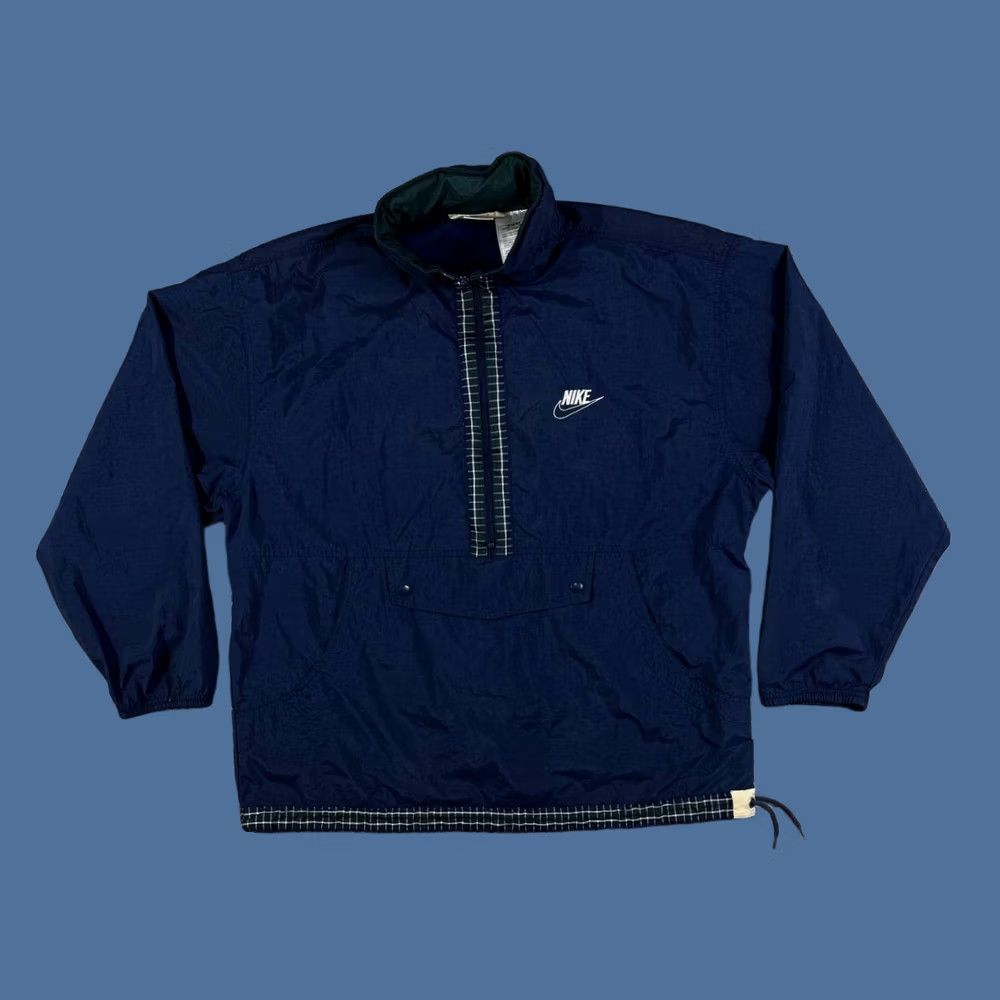 Nike VINTAGE Nike Windbreaker Jacket Navy 90s Nylon Large Men's Size US L / EU 52-54 / 3 - 1 Thumbnail