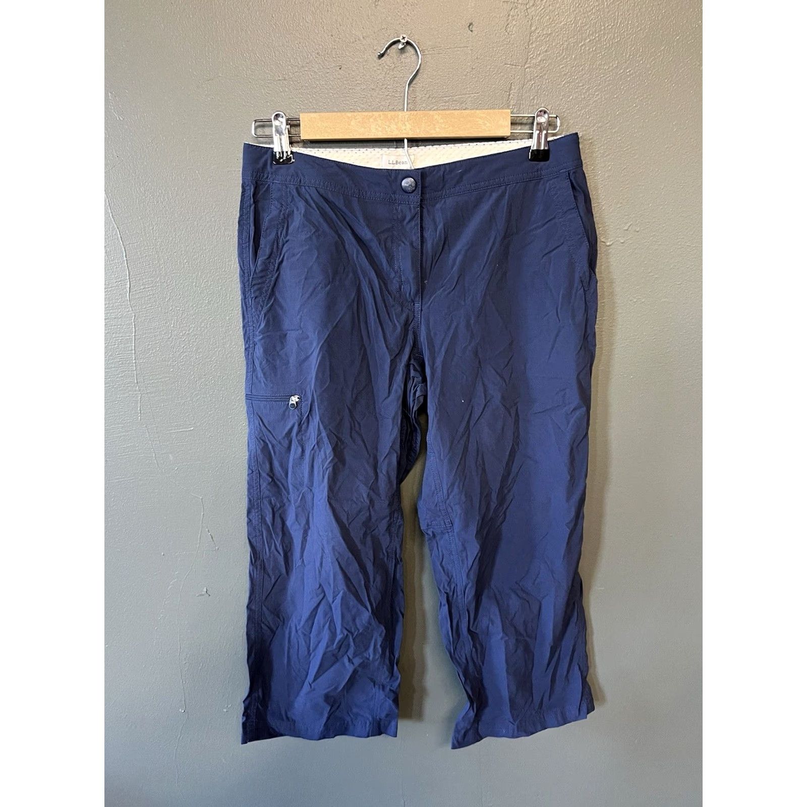 Vintage L.L Bean Women’s Capris Nylon Blue 8 Regular Pant Capri Outdoor Casual Travel Summer Women Size 30" / US 8 / IT 44 - 2 Thumbnail