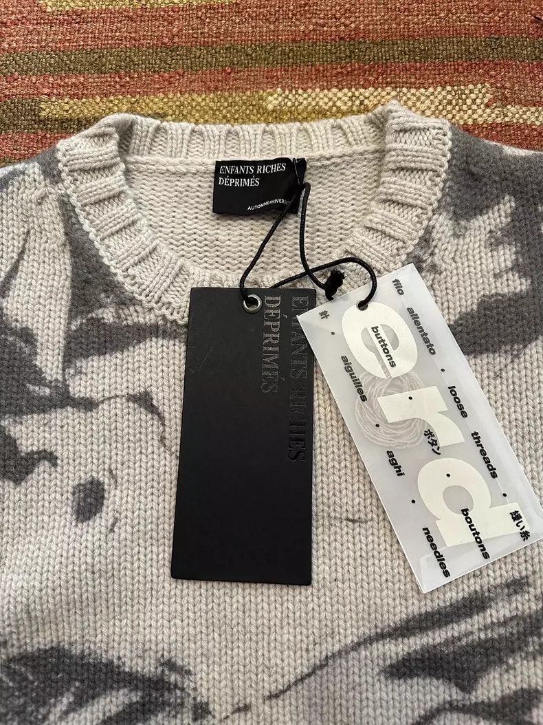 Enfants Riches Deprimes Enfants Riches Deprimes 24 FW past futility sweater 2504-Ne Size US S / EU 44-46 / 1 - 3 Thumbnail