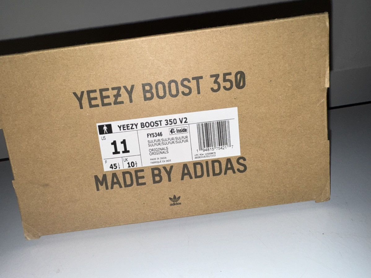 Adidas Yeezy Boost 350 V2 Sulfur Size US 11 / EU 44 - 11 Thumbnail