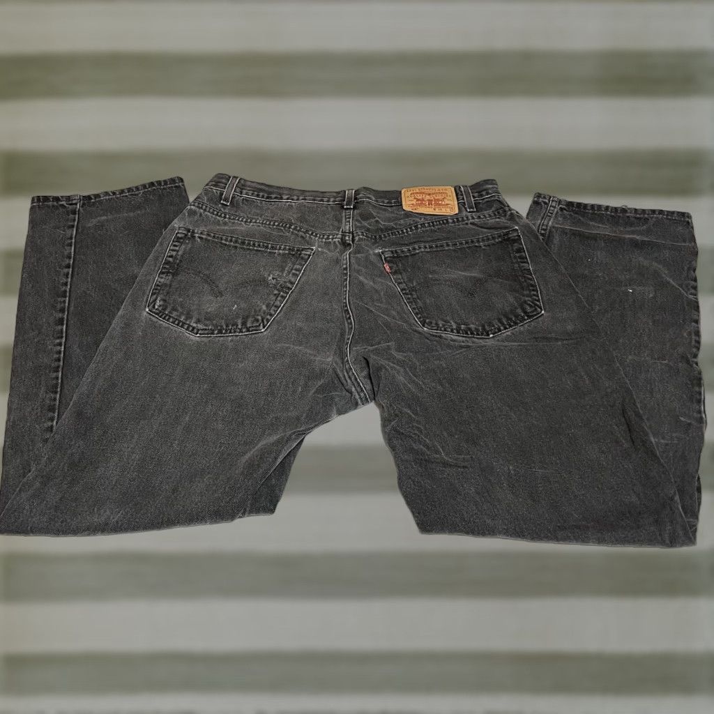 Levi's VINTAGE Levi's 505 Jeans Men's 36x31 Black Distressed 90s Grunge Straight Jeans Regular Mens Size US 36 / EU 52 - 1 Thumbnail