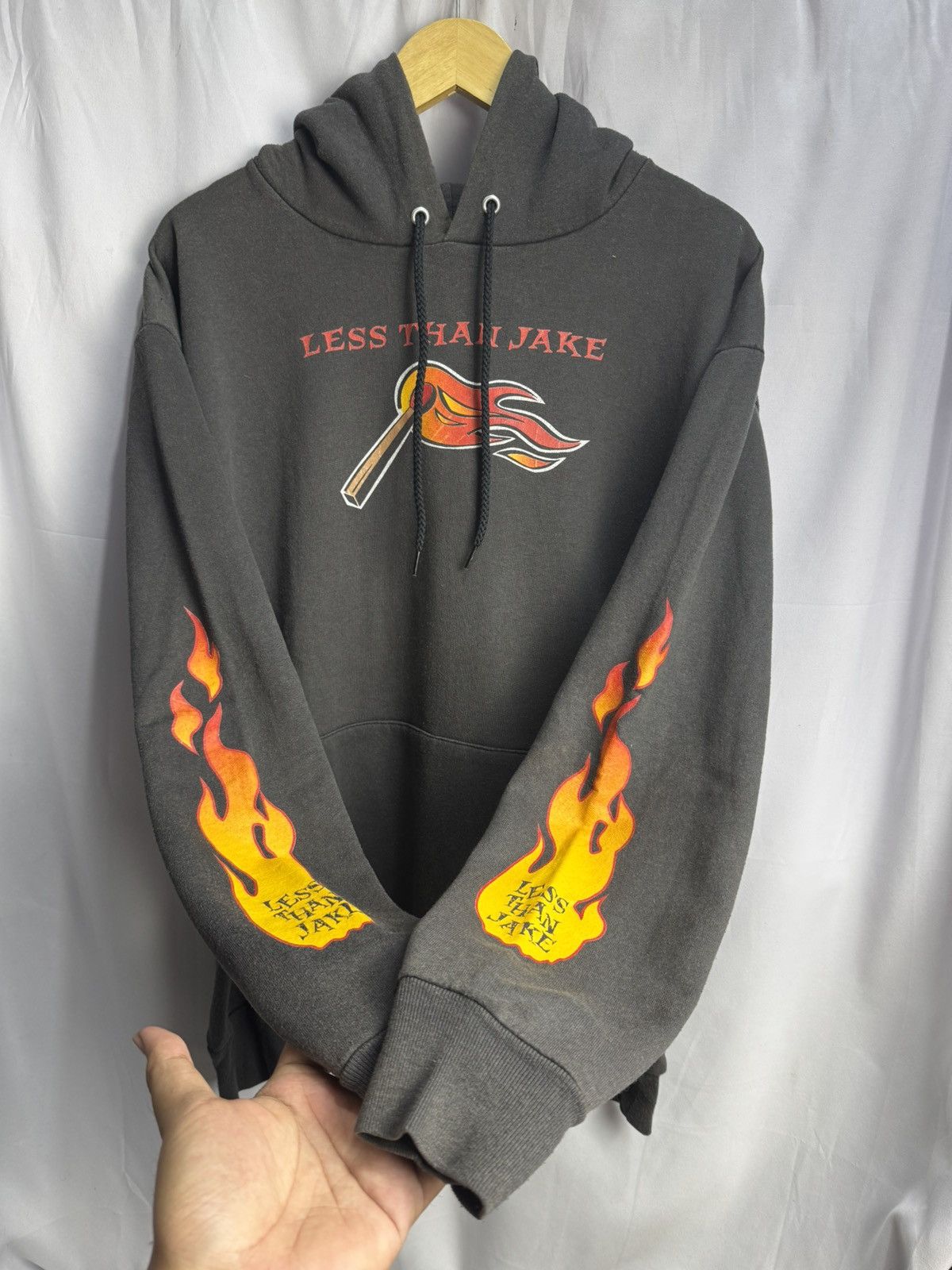 Band Tees Less than Jake Flame Hoodie vintage Size US XL / EU 56 / 4 - 1 Thumbnail