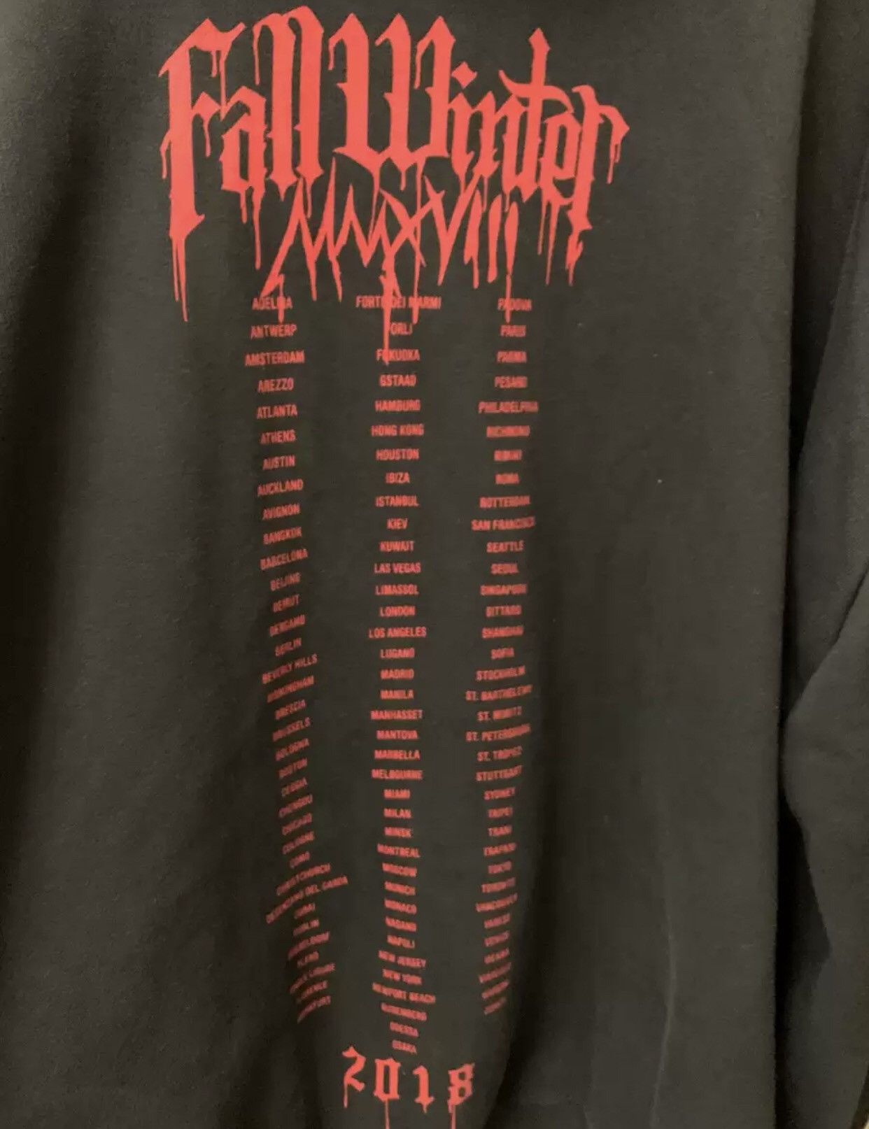 Vetements Vetements 18ss blood drop Sanskrit thick sweatshirt 2412- Size US XS / EU 42 / 0 - 4 Thumbnail